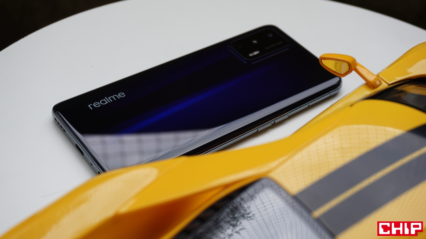 Test realme GT. Kwintesencja wyścigówki: imponuje osiągami, ale w środku hałas i niewygodnie