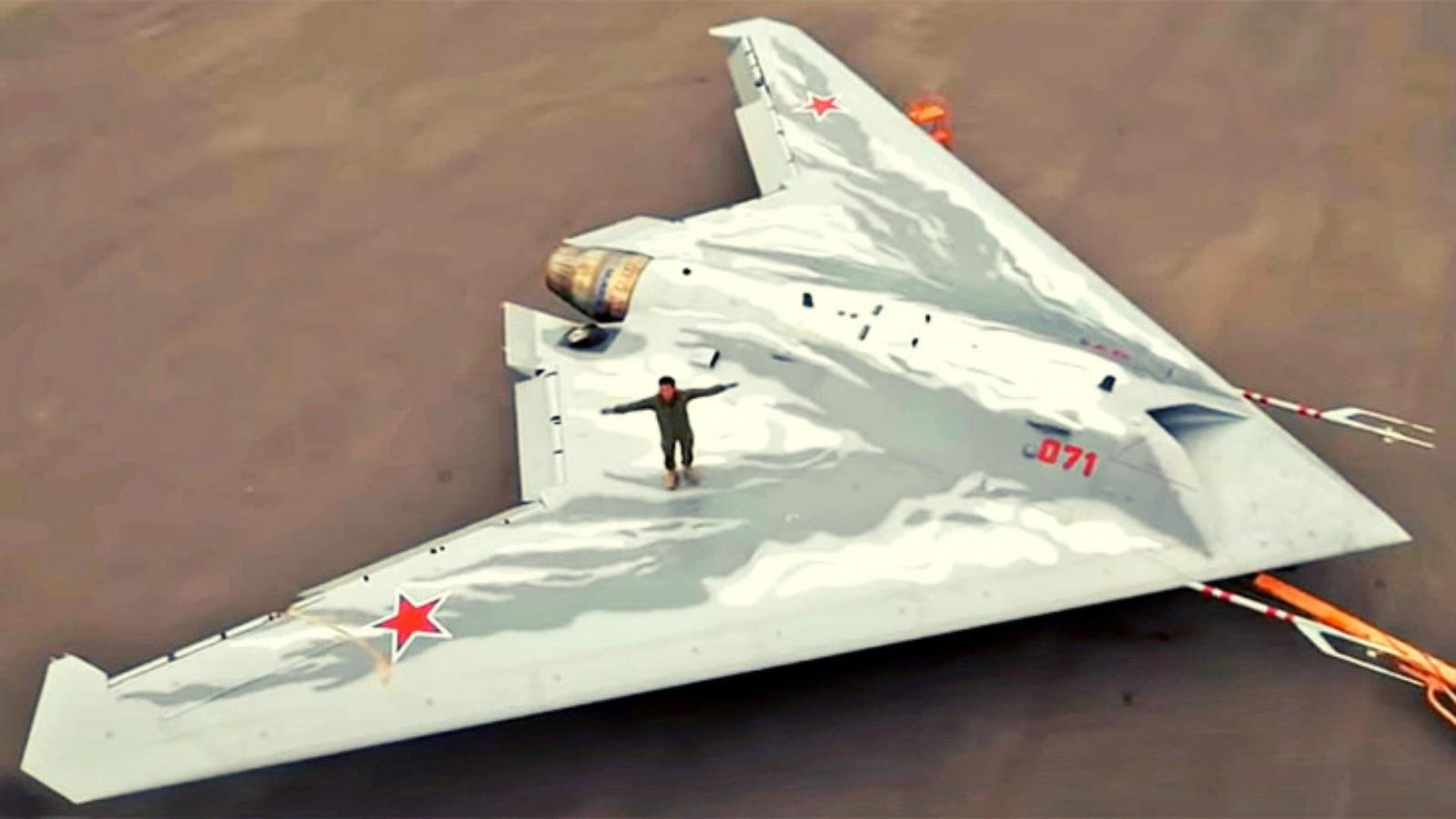 Nowy Okhotnik w rosyjskiej armii. Na służbę może trafić wyjątkowy dron bojowy