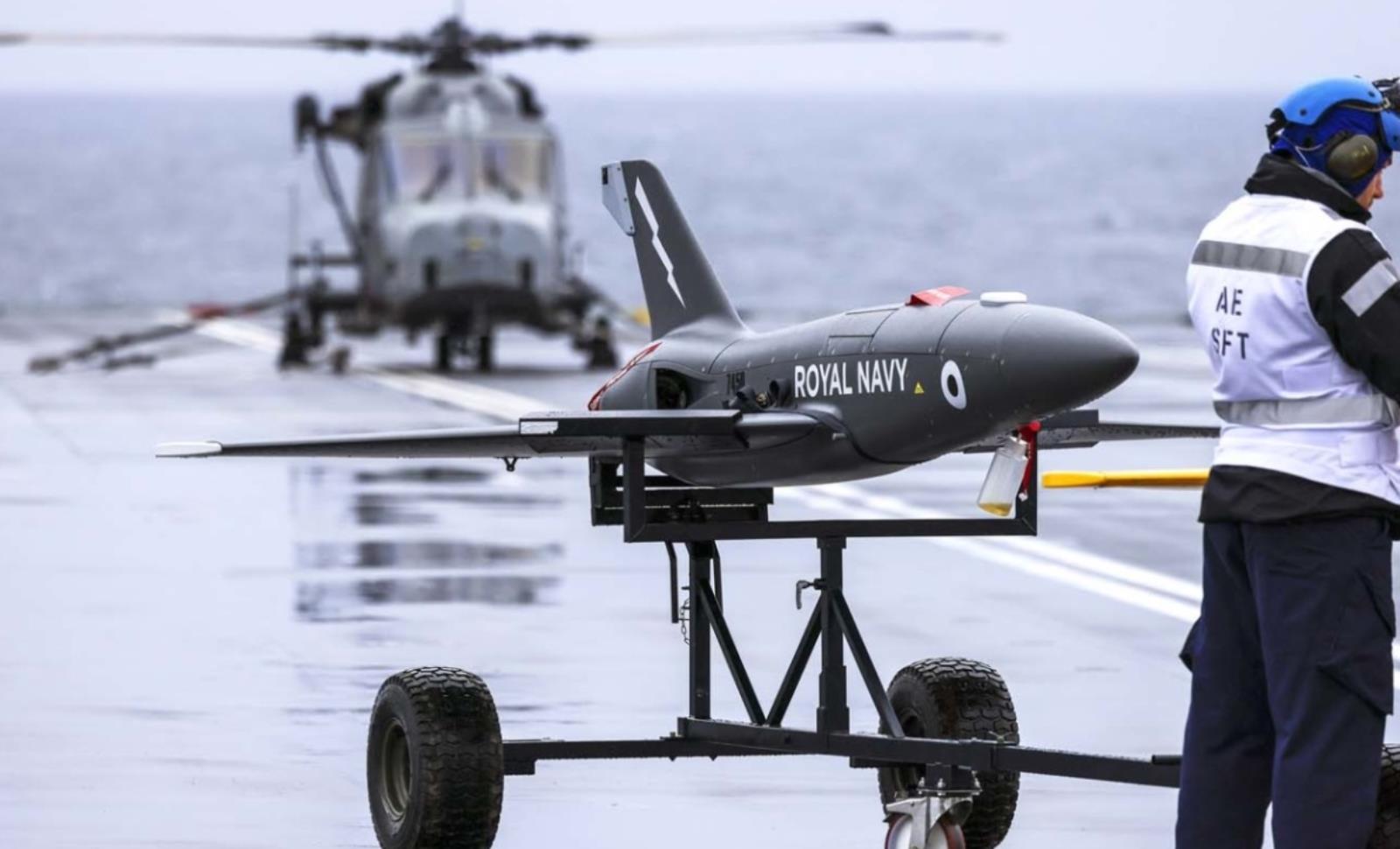 Odrzutowe drony Banshee, brytyjskiego lotniskowca