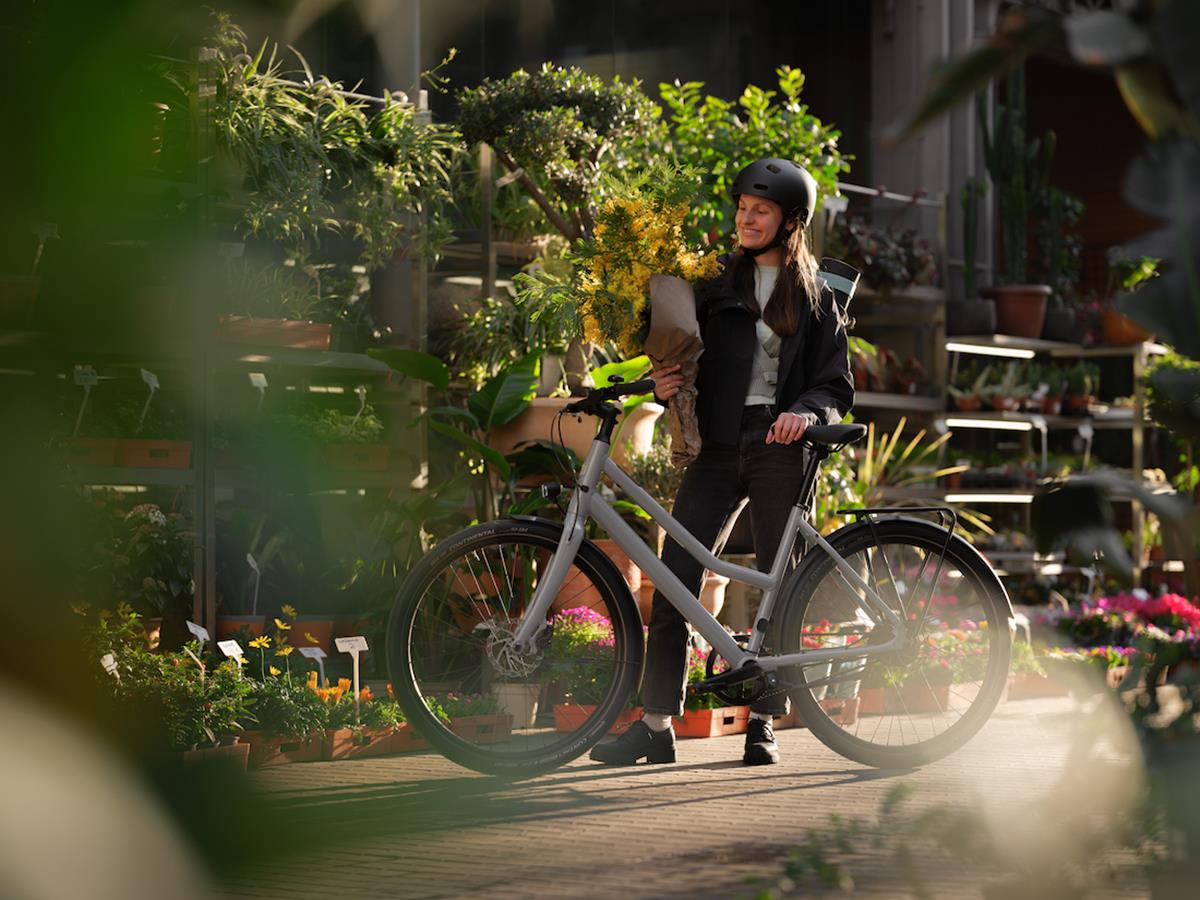 Nowe elektryczne rowery Ampler nigdy nie zdradzą, że są elektryczne. To ebike Juna i Axel