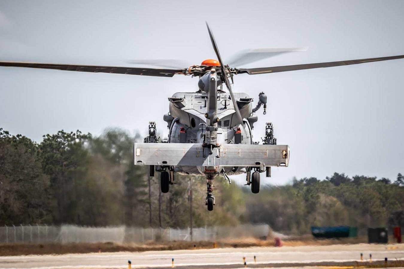 operacyjne testy Jolly Green II, nowy bojowy helikopter ratunkowy Sił Powietrznych USA