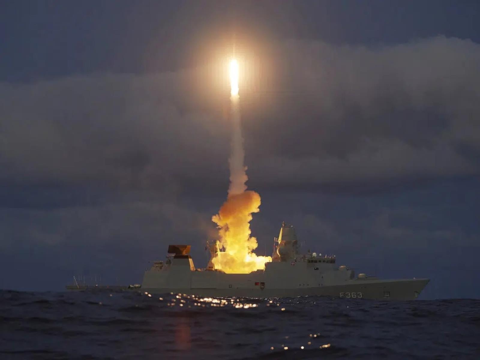 Duńska marynarka przetestowała SM-2. Ten przeciwlotniczy pocisk będzie ważnym elementem ochrony przeciwlotniczej państwa