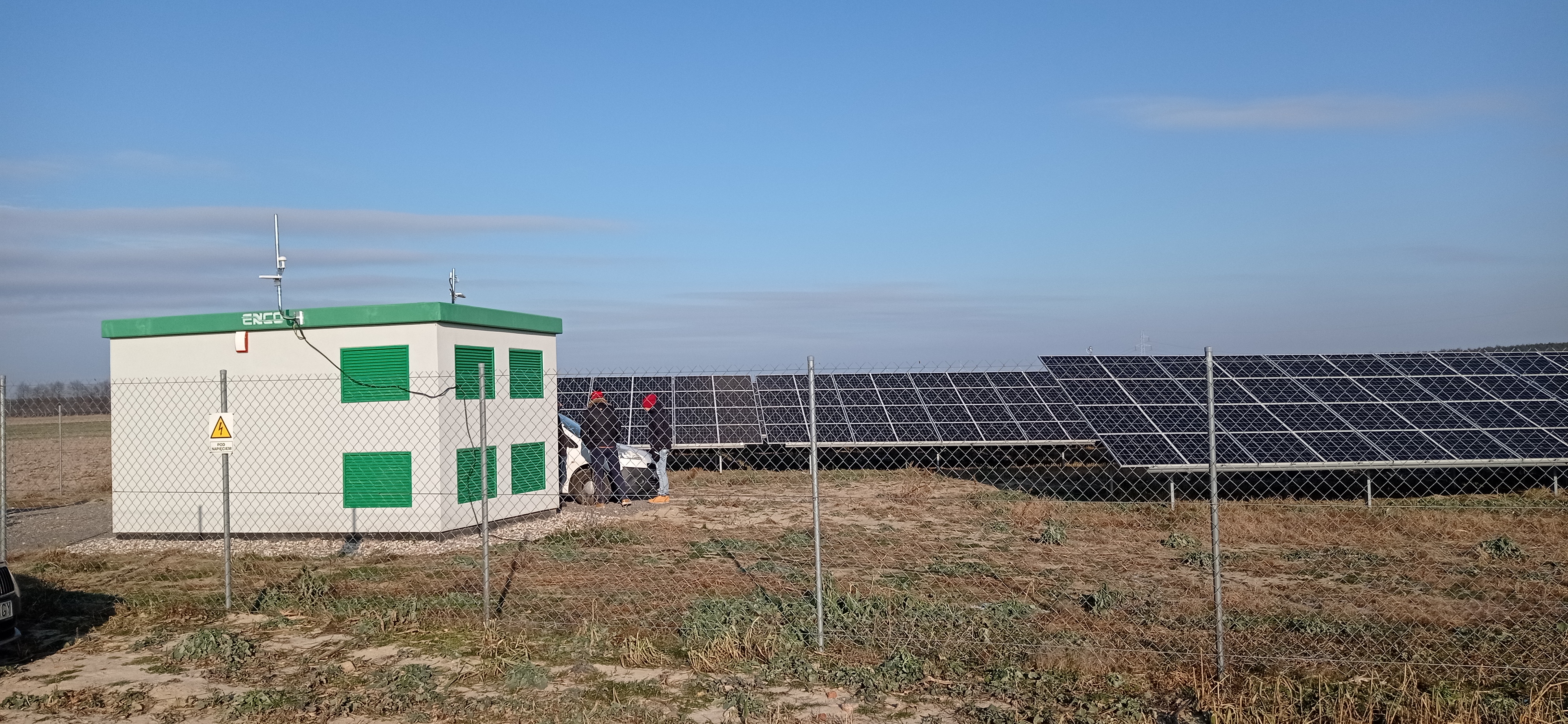 To nie kontener, a stacja transformatorowa! Czym jest polski produkt, który zobaczymy na farmach fotowoltaicznych?