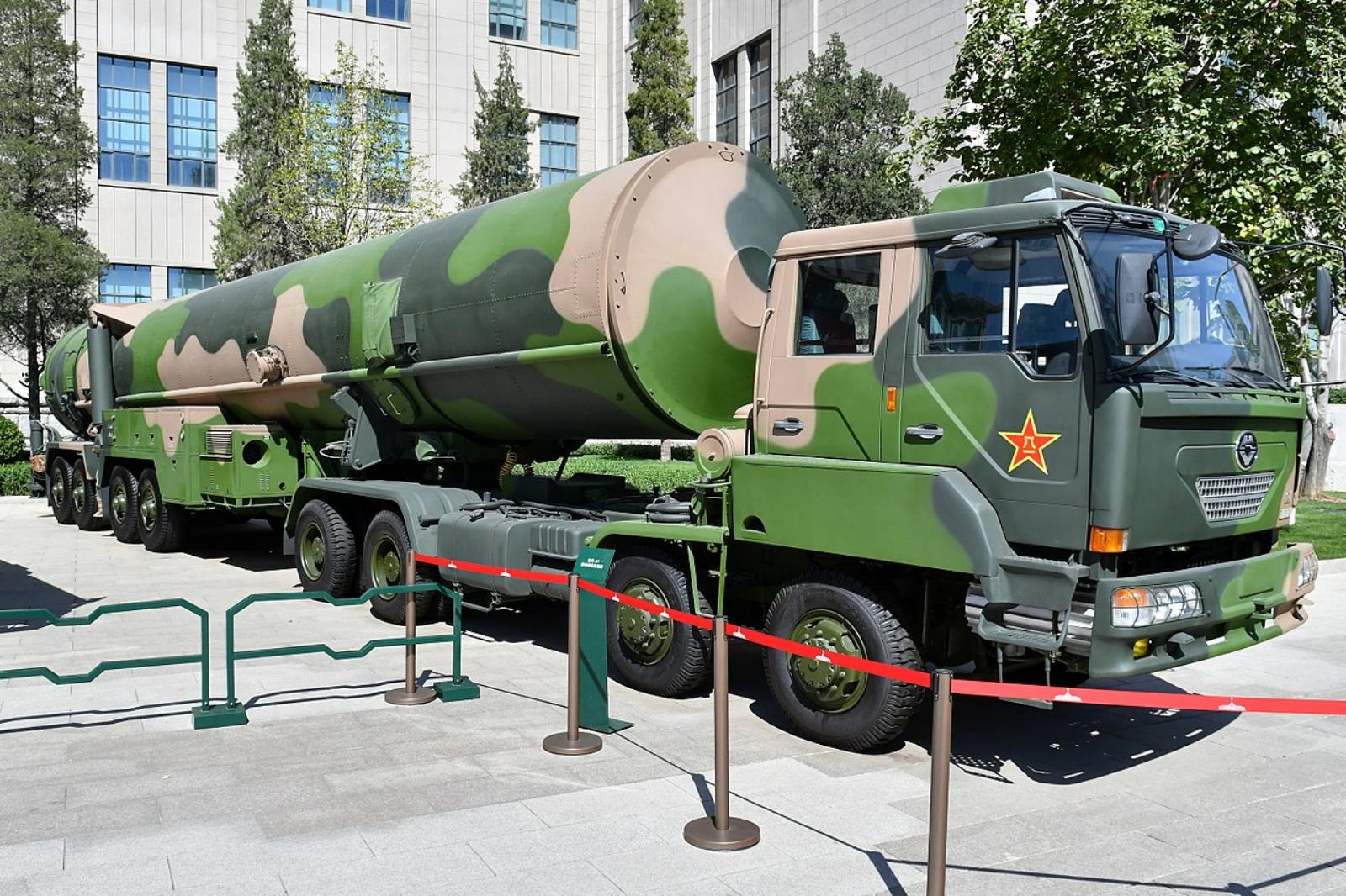 Widok jak na wojnie, Chiny masowo testują swoje pociski balistyczne