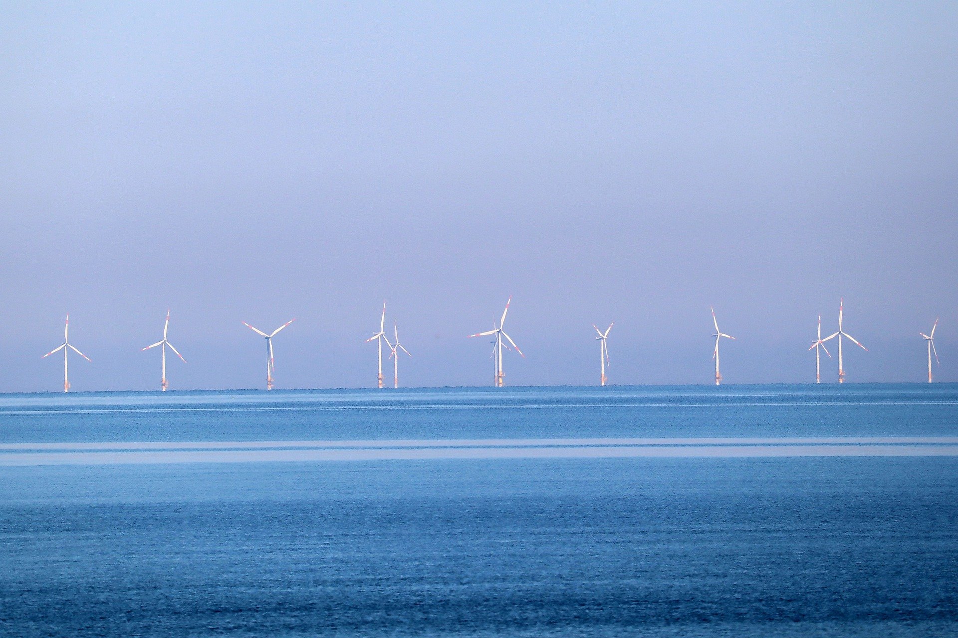 Najgłębsza na świecie morska elektrownia wiatrowa ruszyła! Niewiarygodne, ile prądu wyprodukuje
