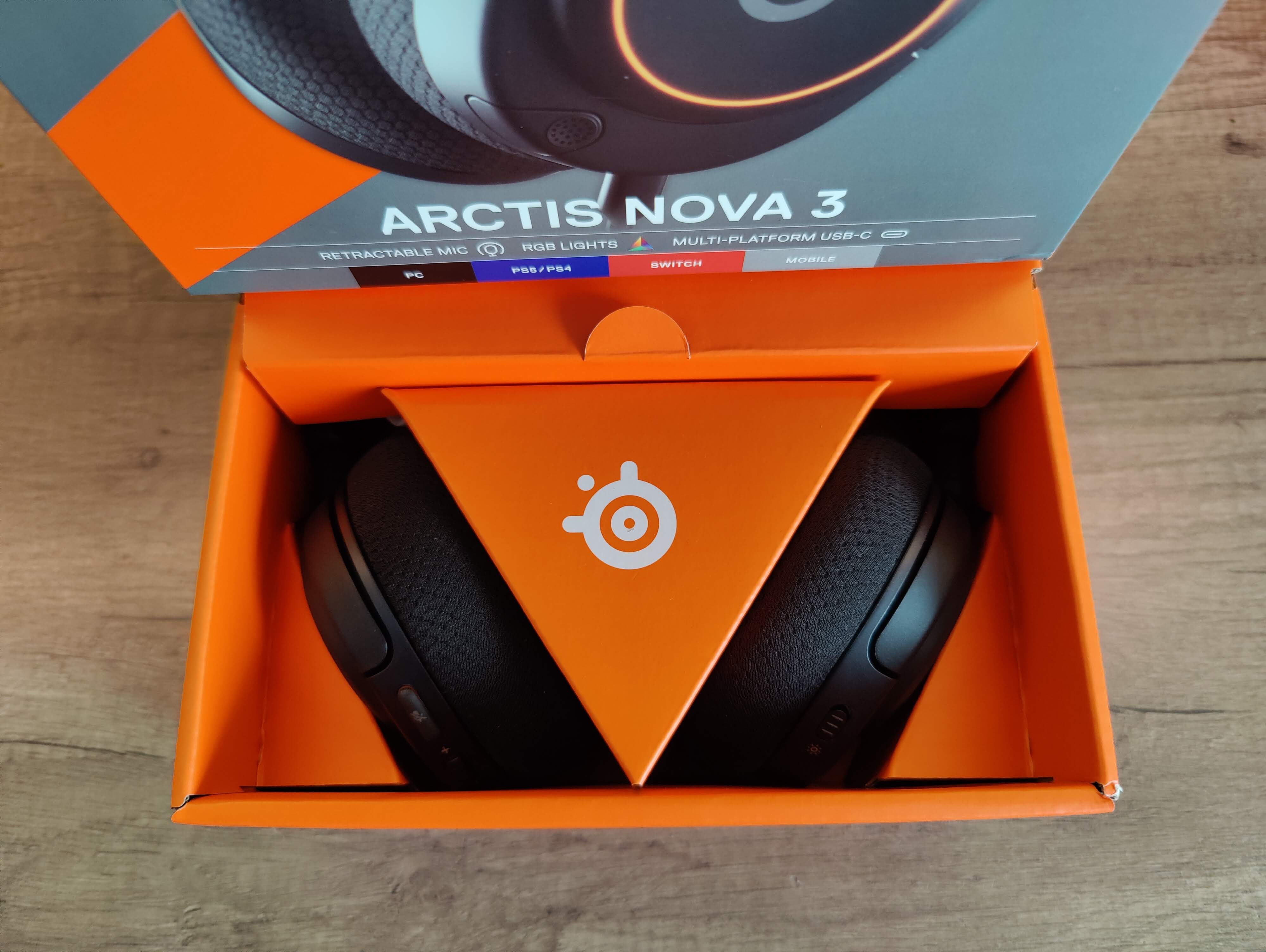 Test zestawu słuchawkowego Steelseries Arctis Nova 3