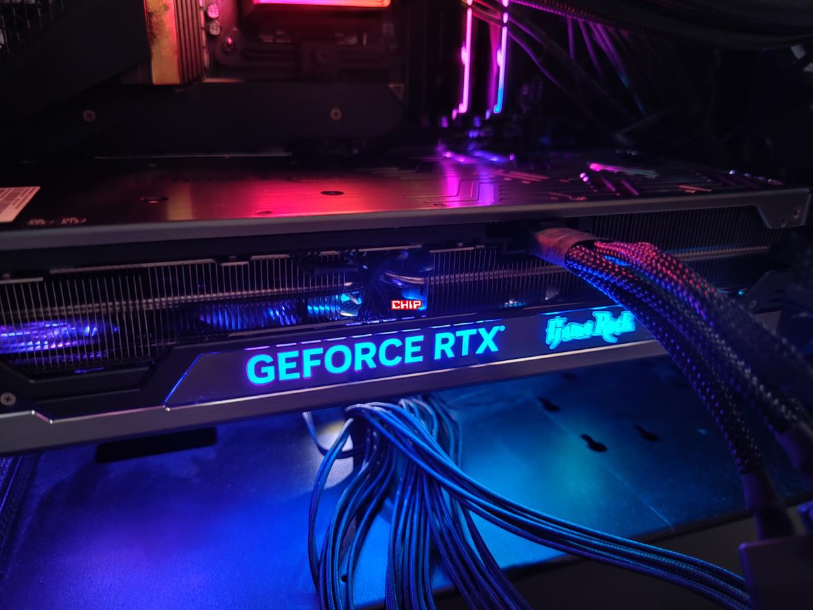 Test Palit GeForce RTX 4090 GameRock OC