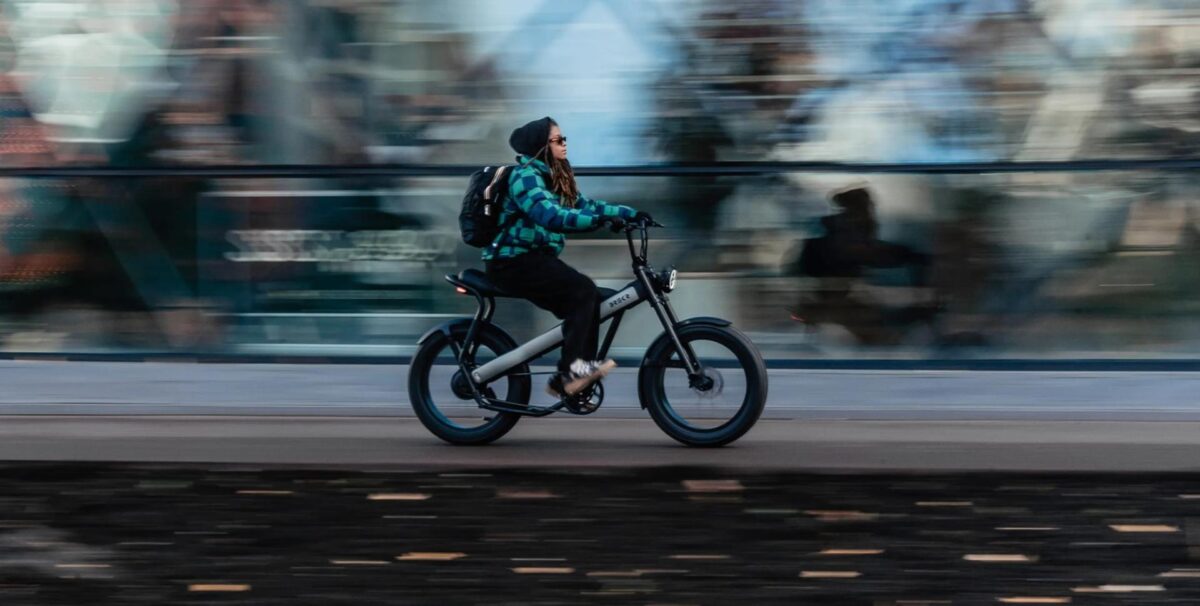 Takich elektrycznych rowerów potrzebujemy. Model F poszedł w kierunku klasycznych motocykli i wiele na tym zyskał