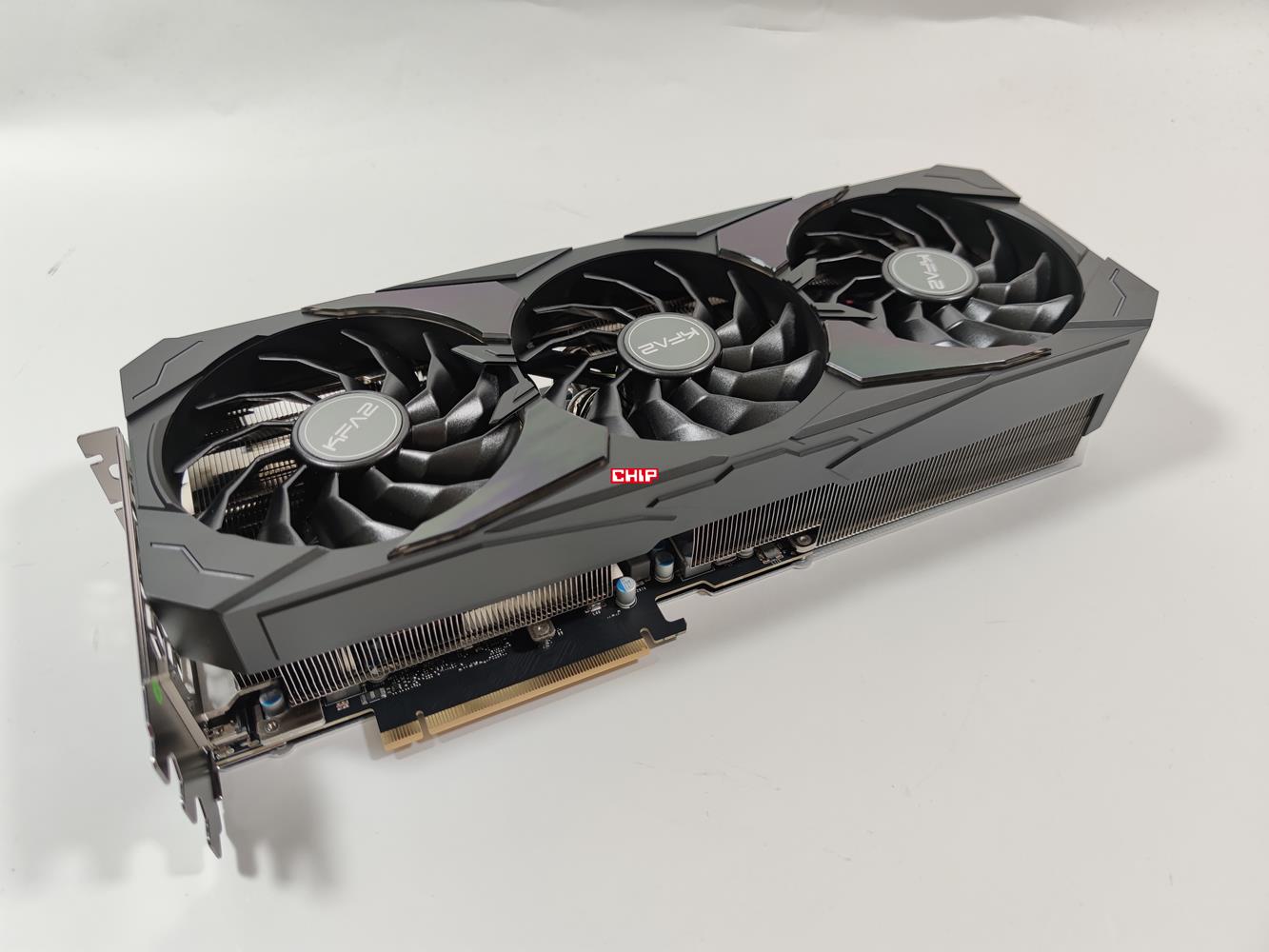 test KFA2 GeForce RTX 4080 SG, recenzja KFA2 GeForce RTX 4080 SG, opinia KFA2 GeForce RTX 4080 SG