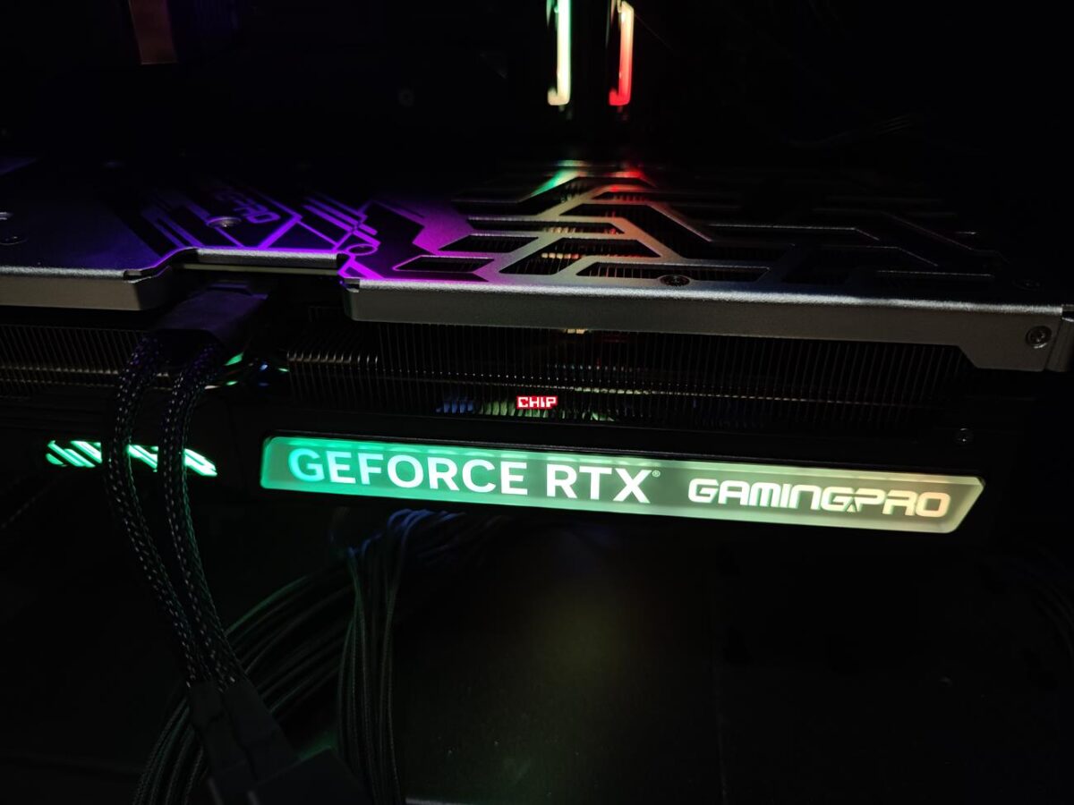 Test GeForce RTX 4070 Ti. Najgłośniejsza premiera roku, a u nas test dwóch modeli