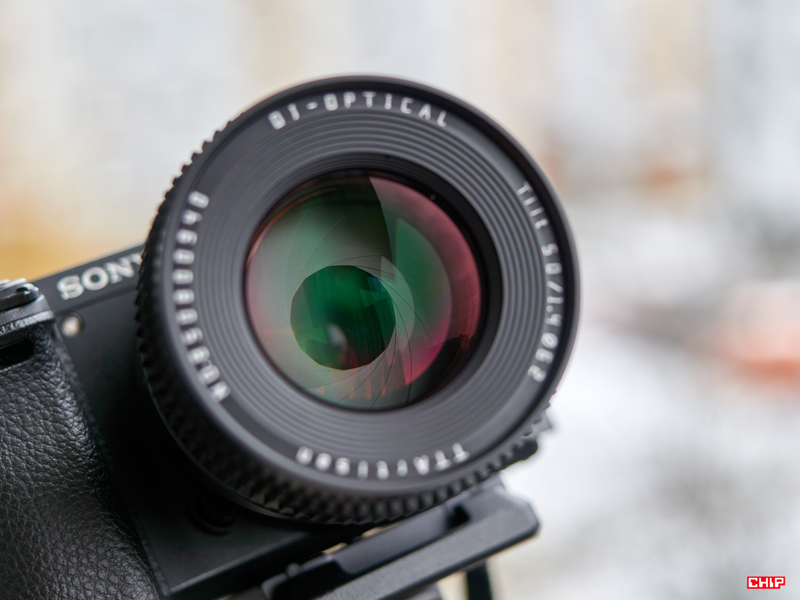 TTArtisan Tilt 50 mm f/1.4