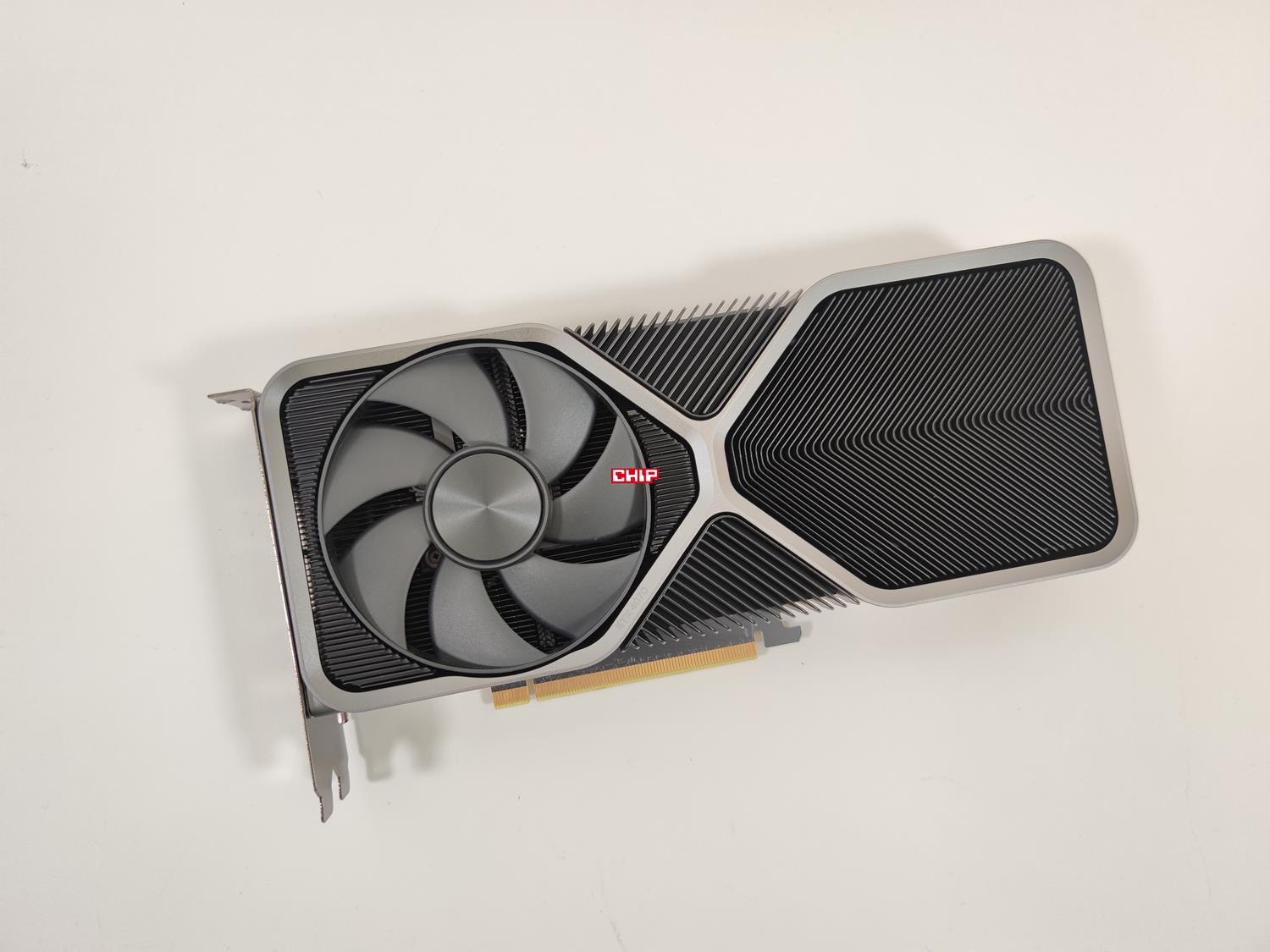 test Nvidia GeForce RTX 4070 Founders Edition, recenzja Nvidia GeForce RTX 4070 Founders Edition, opinia Nvidia GeForce RTX 4070 Founders Edition
