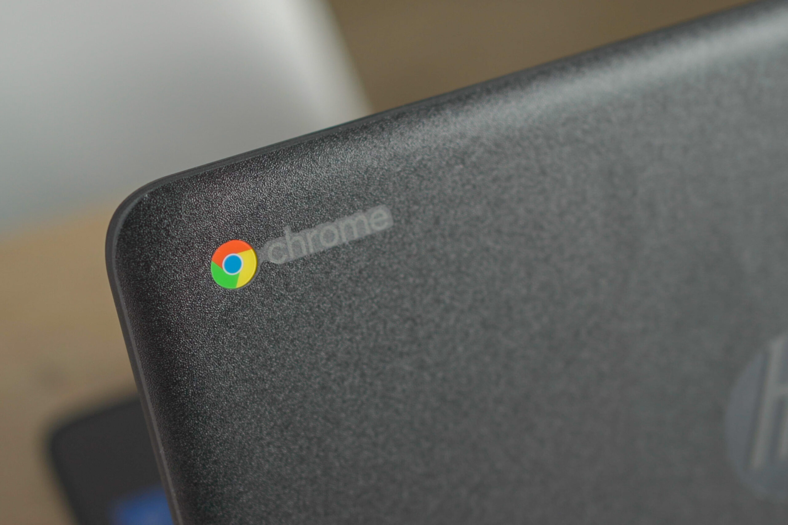 Jaki laptop do 200 zł?