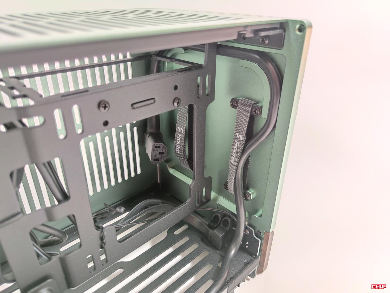 test Fractal Design Terra, recenzja Fractal Design Terra, opinia Fractal Design Terra