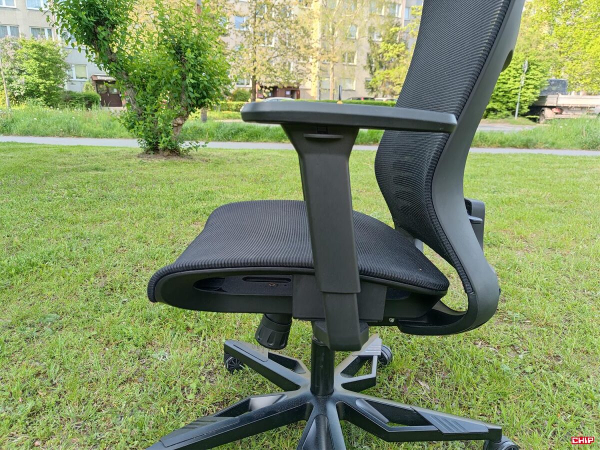 test Genesis Astat 700 G2, recenzja Genesis Astat 700 G2, opinia Genesis Astat 700 G2