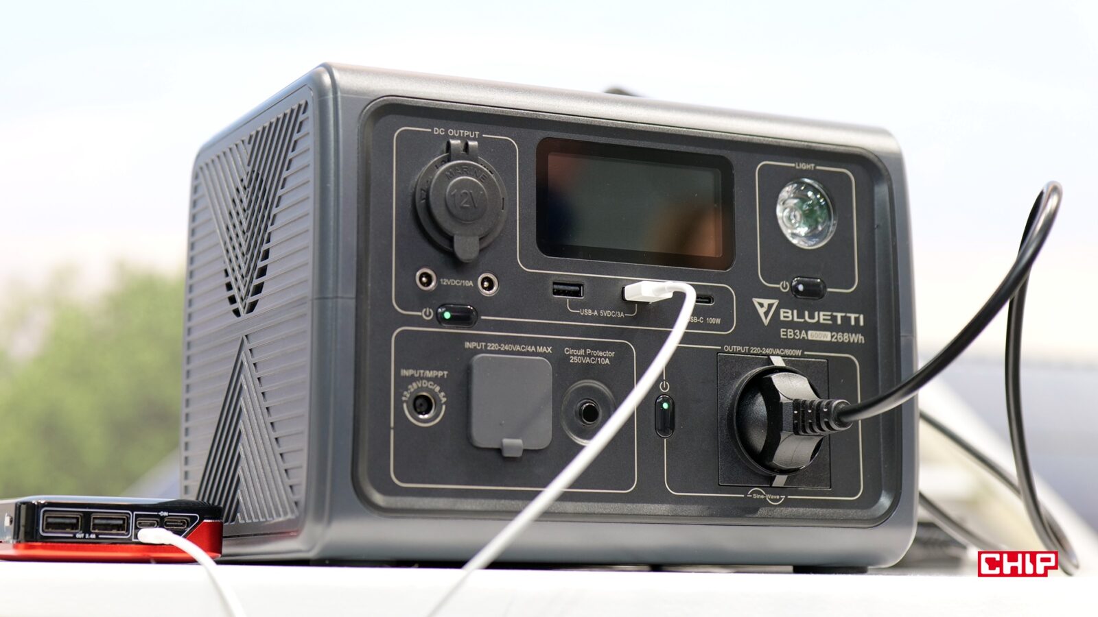 Bluetti EB3A w zbliżeniu