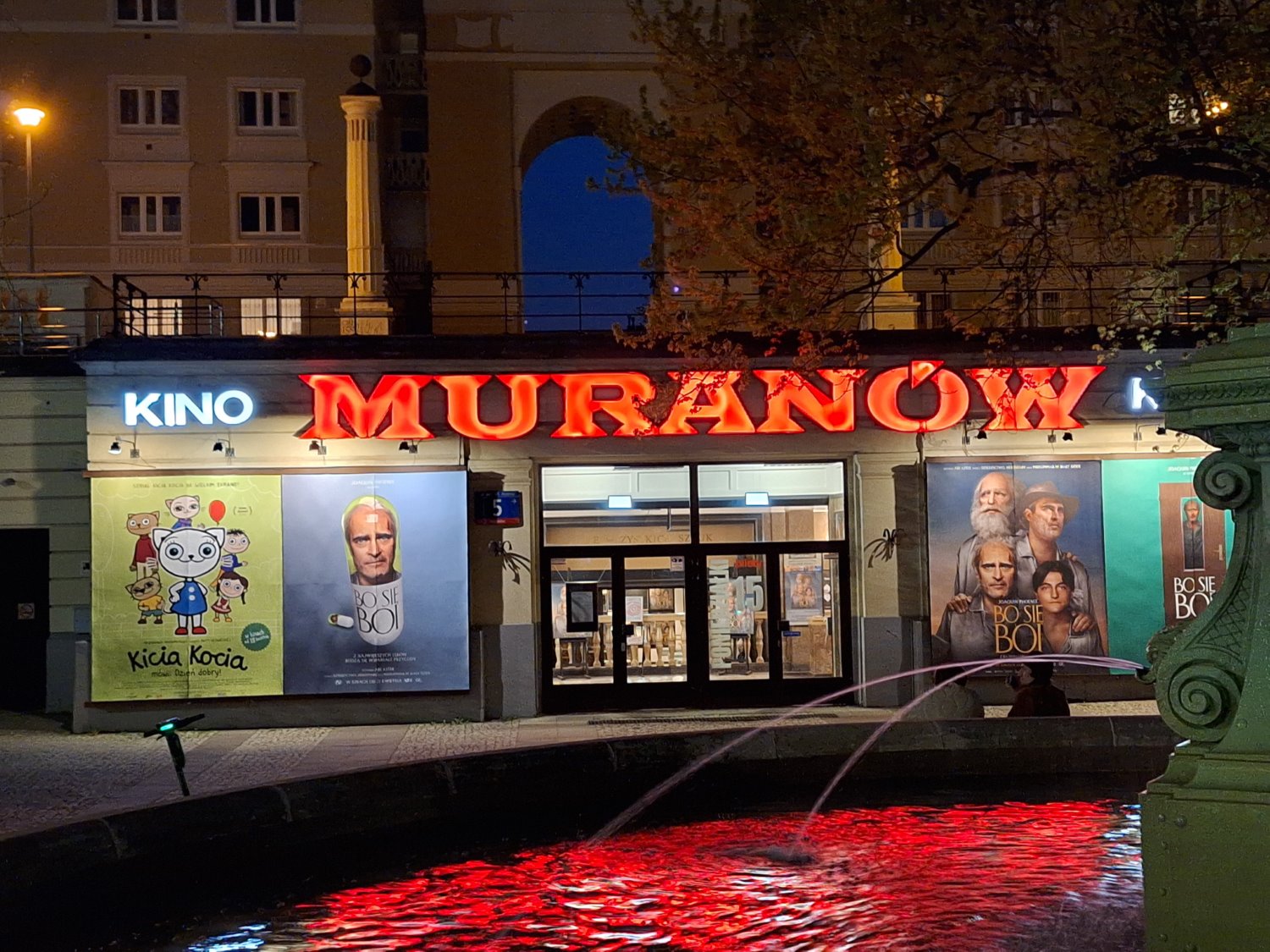 Samsung Galaxy A54 5G - zdjęcie w trybie nocnym, obiektyw główny, 2x zoom