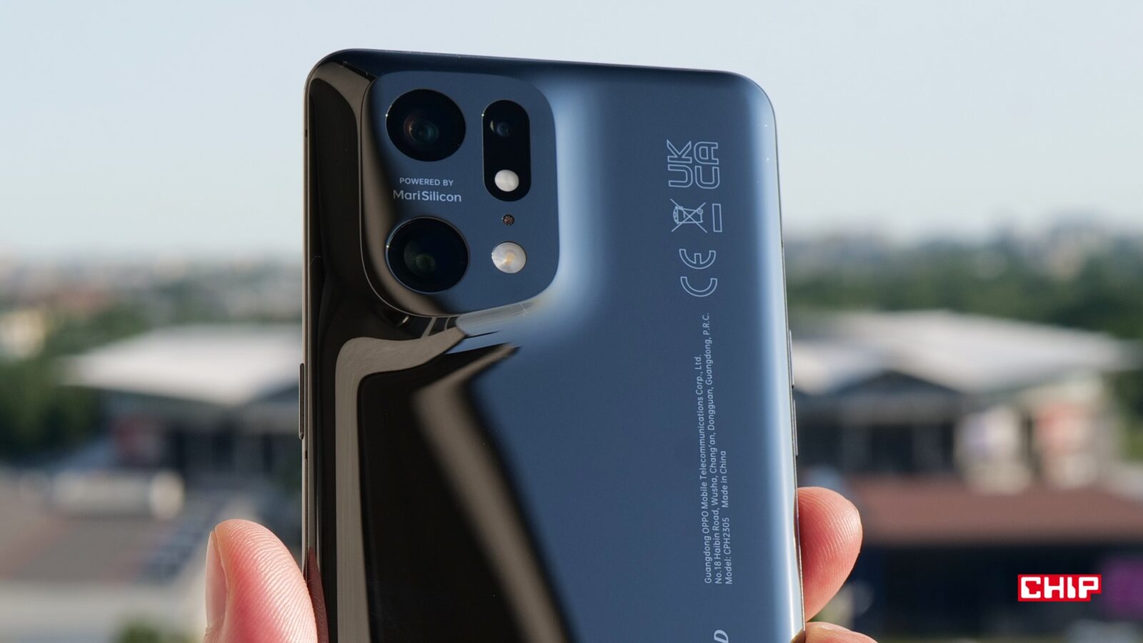 OPPO Find X5 Pro - wyspa aparatów