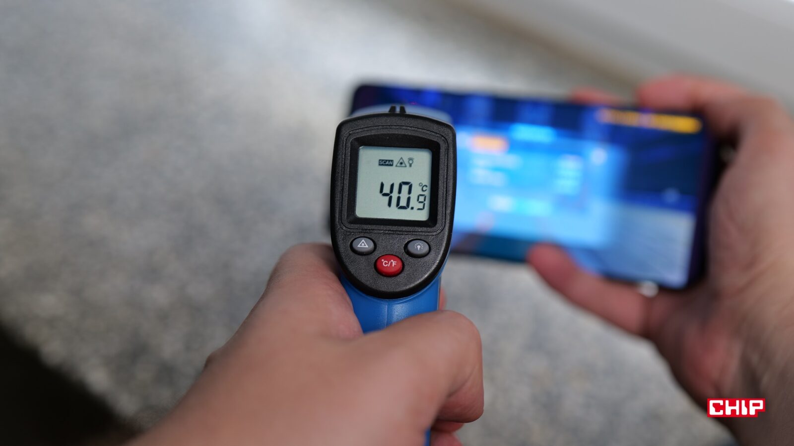 OPPO Find X5 Pro robi się całkiem gorący