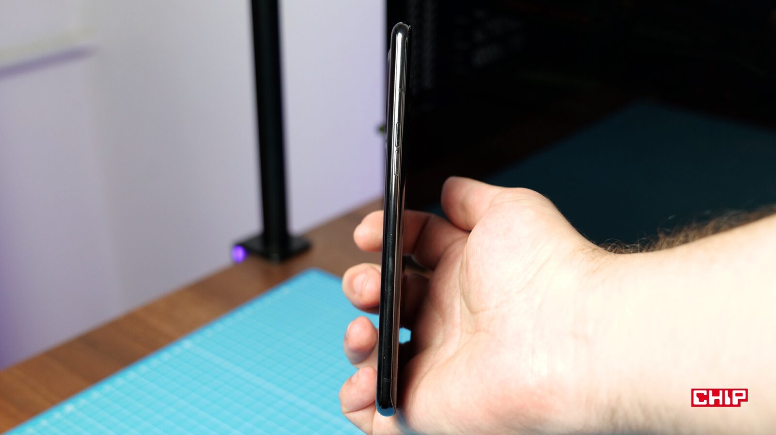 Bok OPPO Find X5 Pro