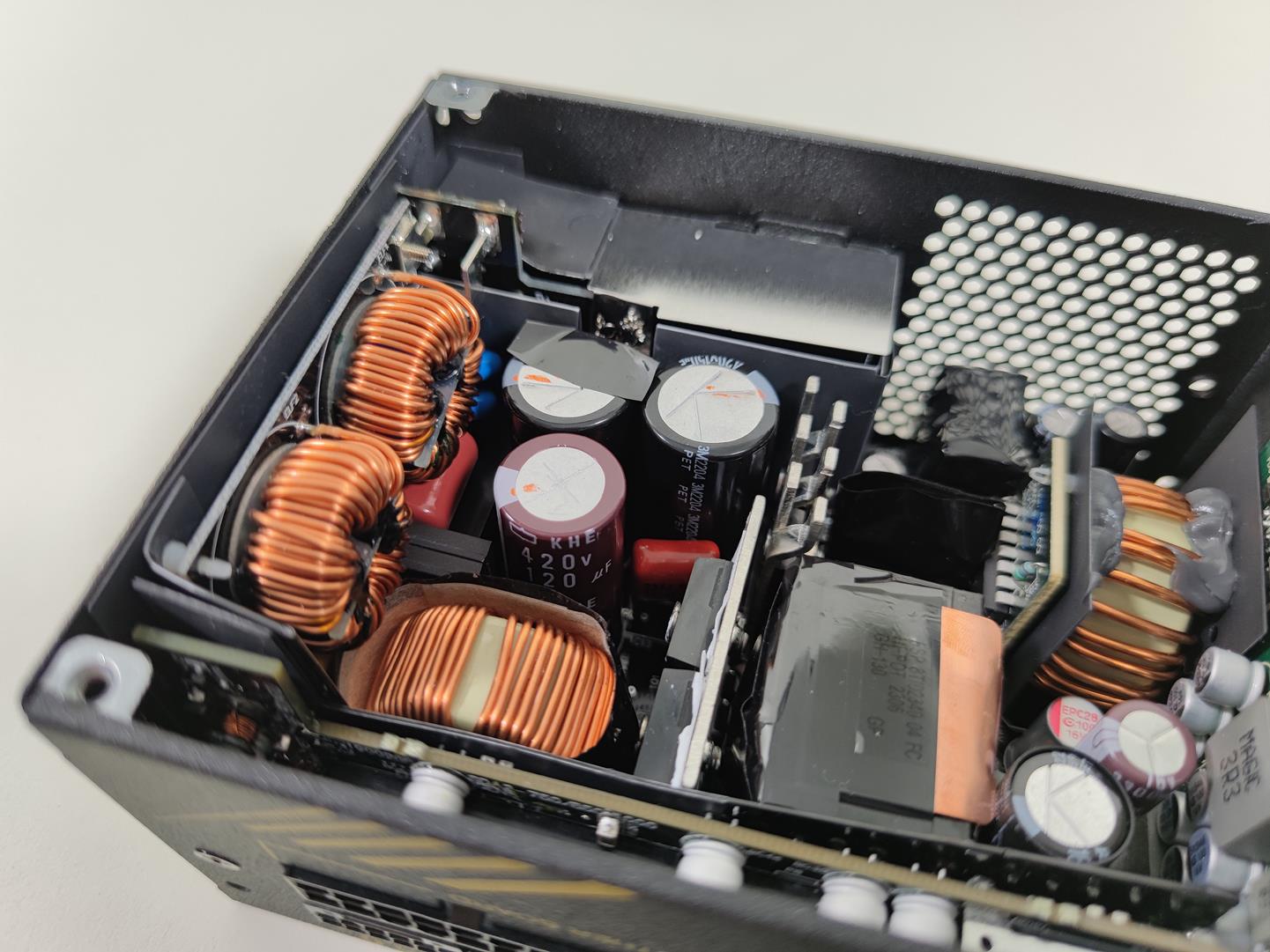 test FSP Dagger PRO ATX3.0(PCIe5.0) 850W, recenzja FSP Dagger PRO ATX3.0(PCIe5.0) 850W, opinia FSP Dagger PRO ATX3.0(PCIe5.0) 850W