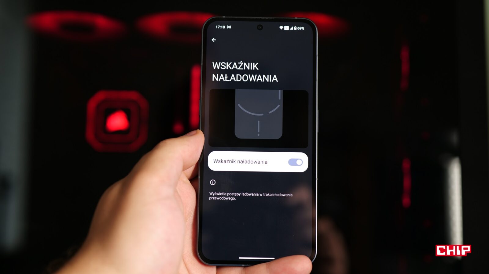 Wskaźnik naładowania wyrażony podświetleniem Glyph