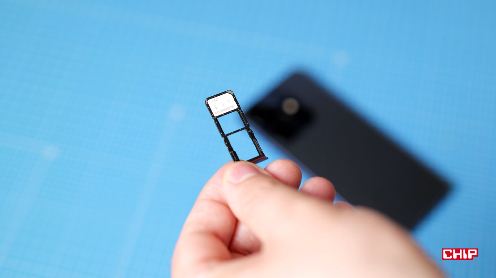 Slot na trzy karty w Tecno Spark 10 Pro