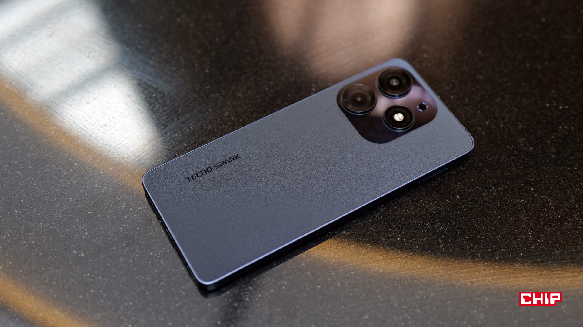 Tecno Spark 10 Pro - tył obudowy