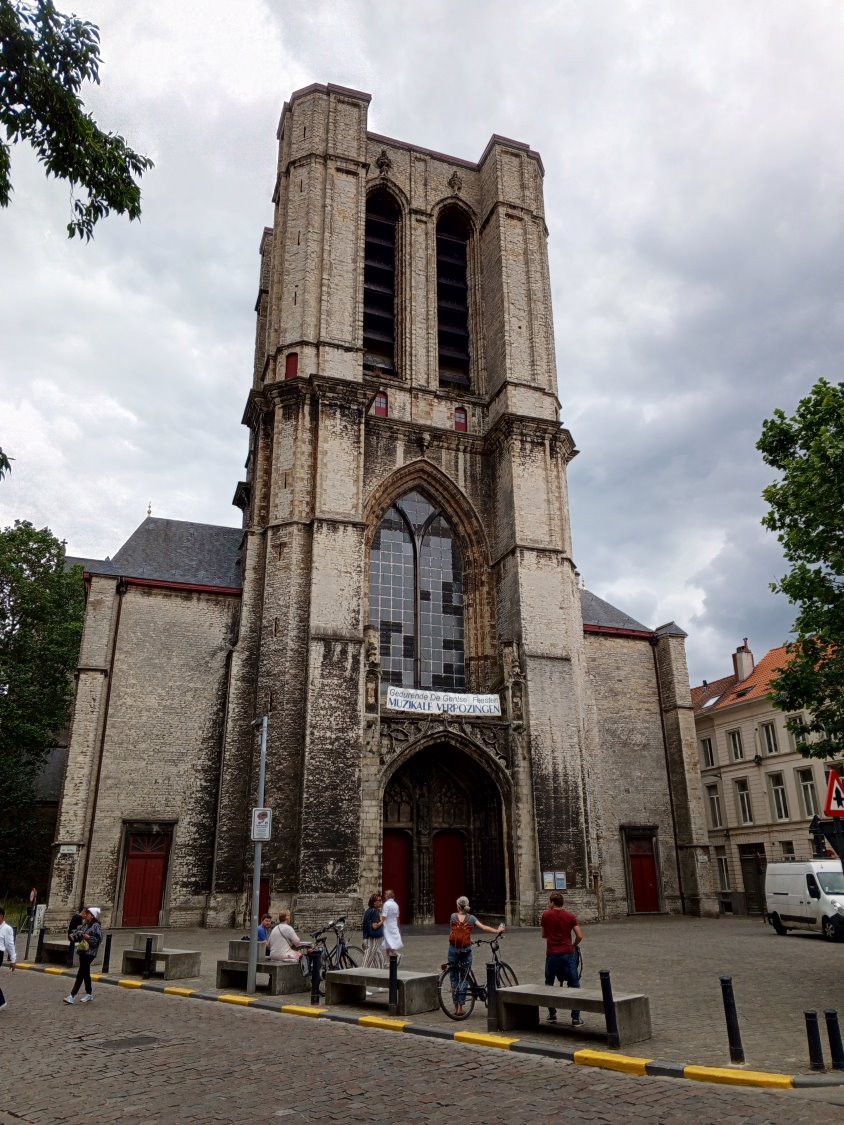 Zdjęcie za dnia z Tecno Spark 10 Pro