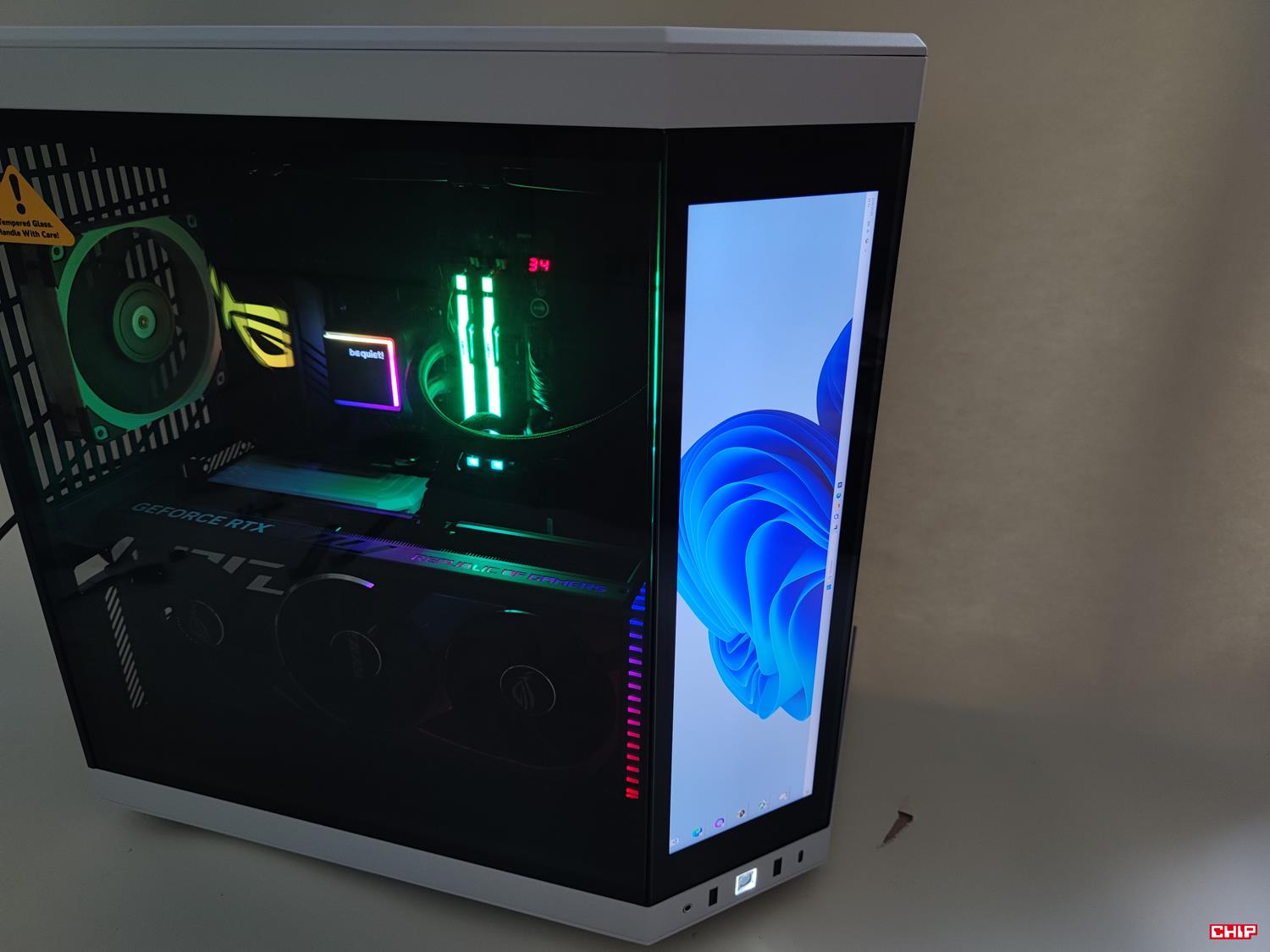 test Hyte Y70 Touch, recenzja Hyte Y70 Touch, opinia Hyte Y70 Touch