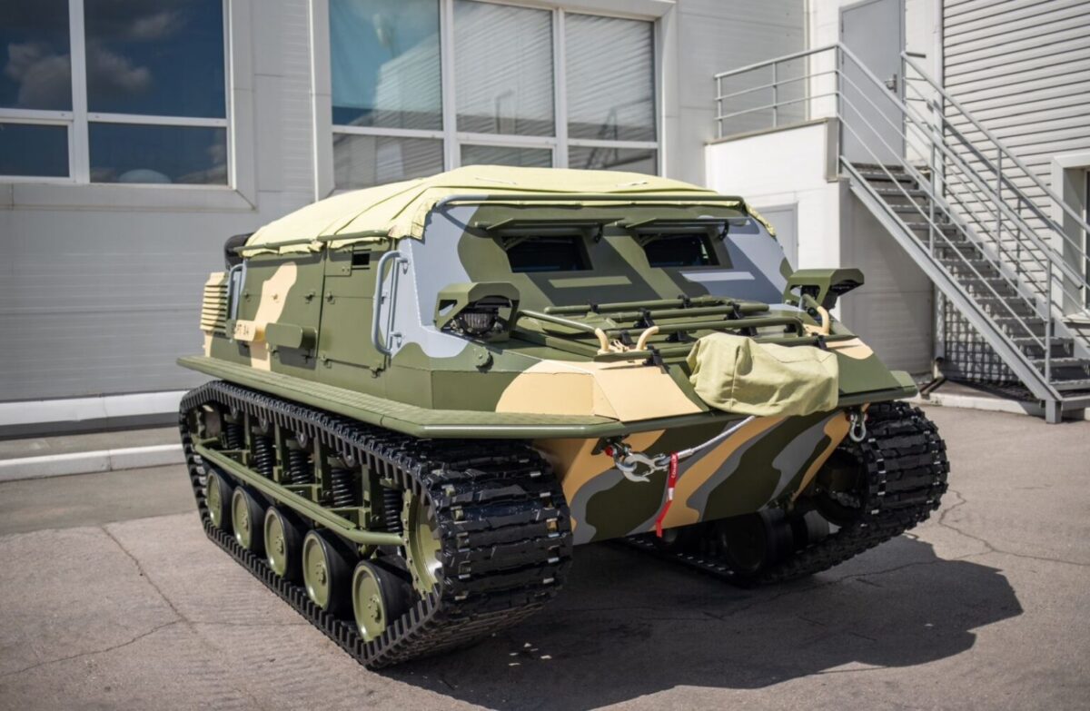 Rosja ma nowe pojazdy wojskowe z silnikami Łady. Nie chcielibyście w nich być w samym ogniu walki