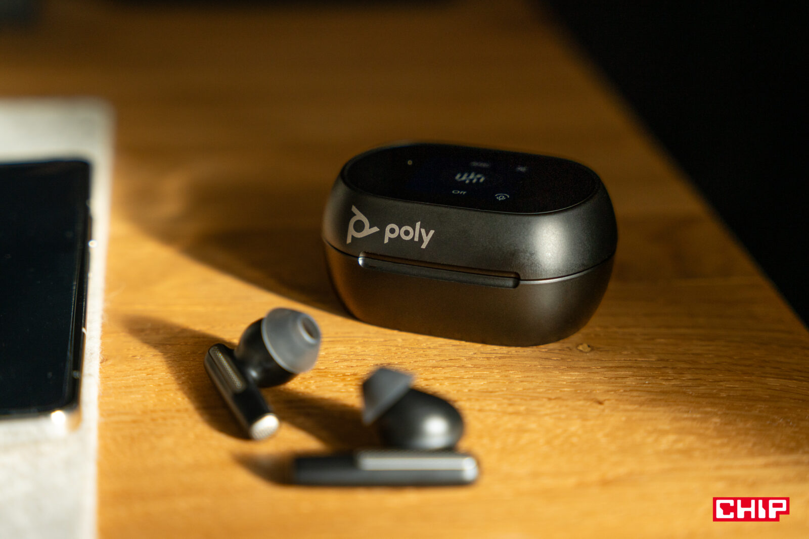 Poly Voyager Free 60+