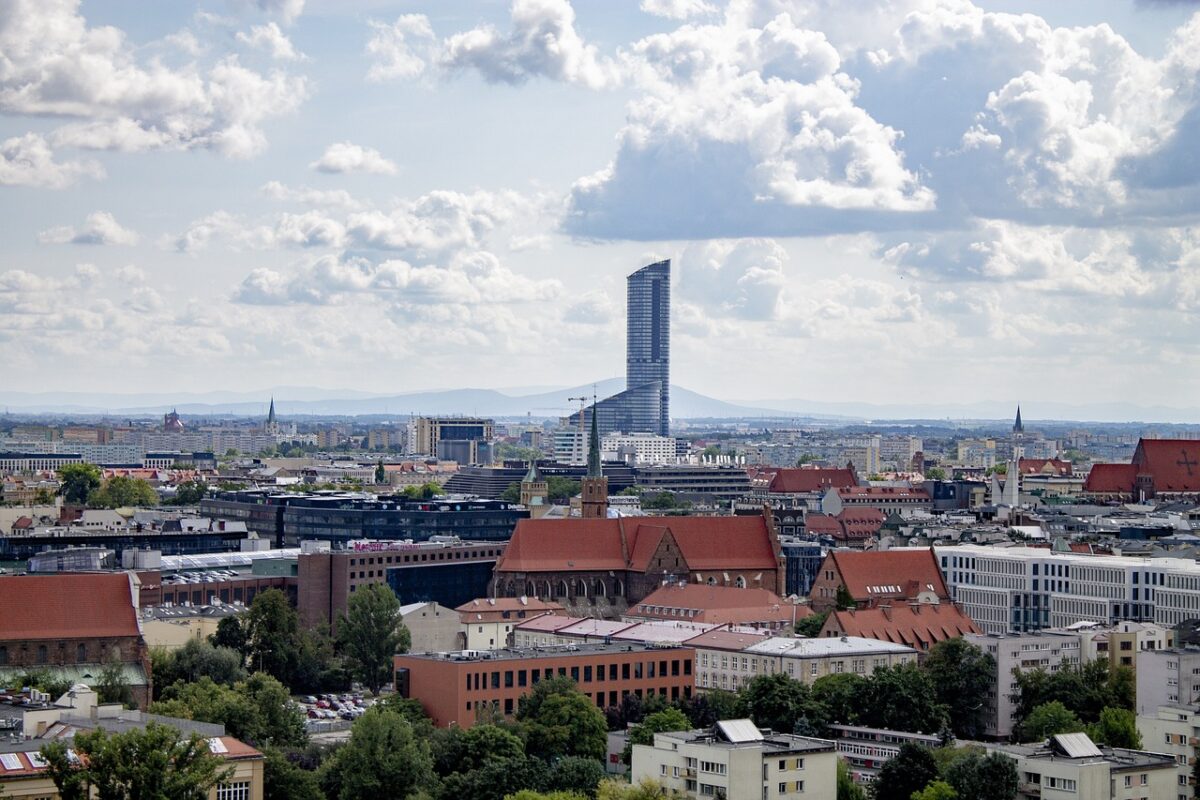 W tym polskim mieście zapłacą mniej za ciepło. Zamiast węgla przeszli na coś lepszego