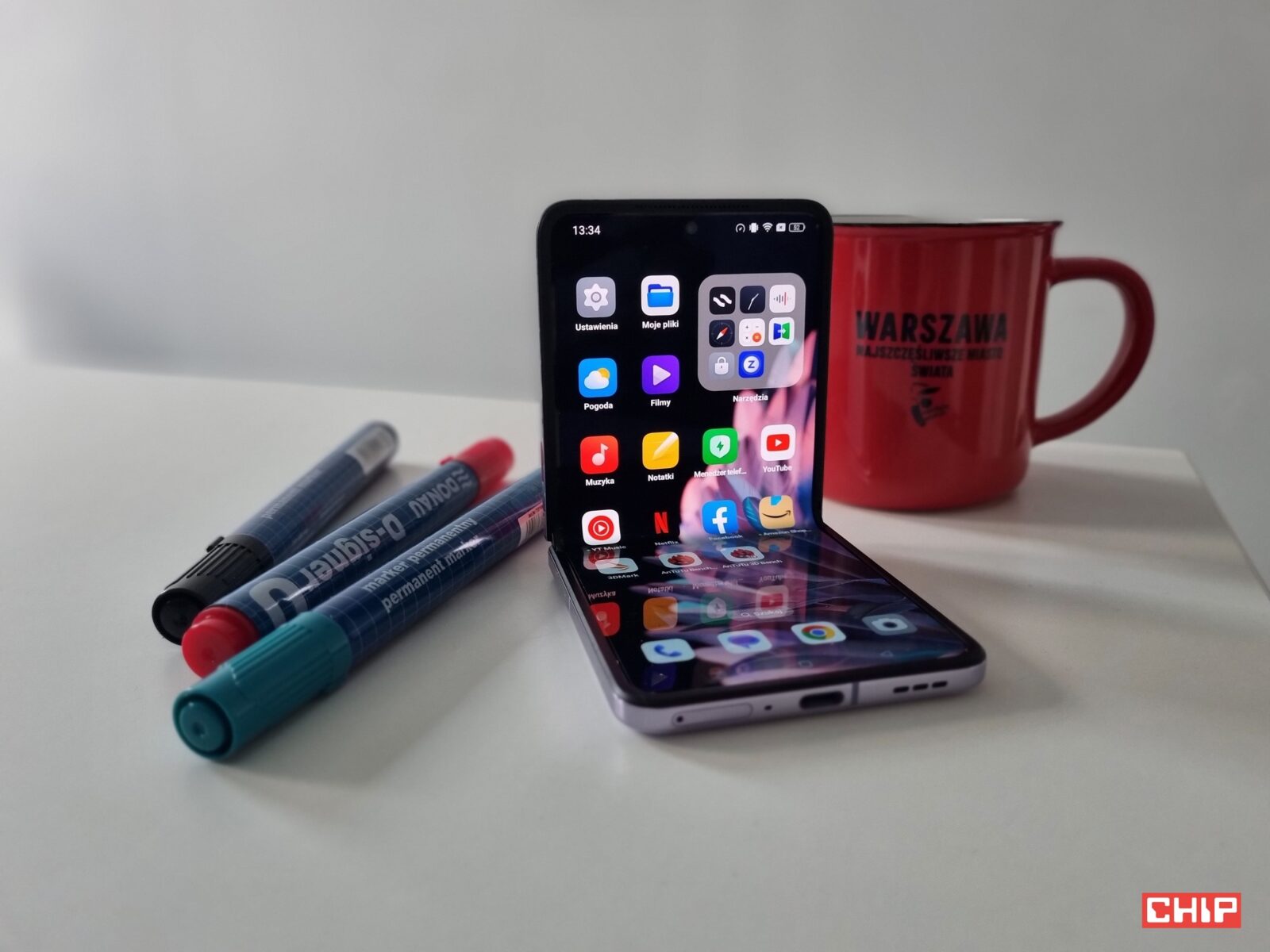 Oppo Find N2 Flip z ColorOS 14