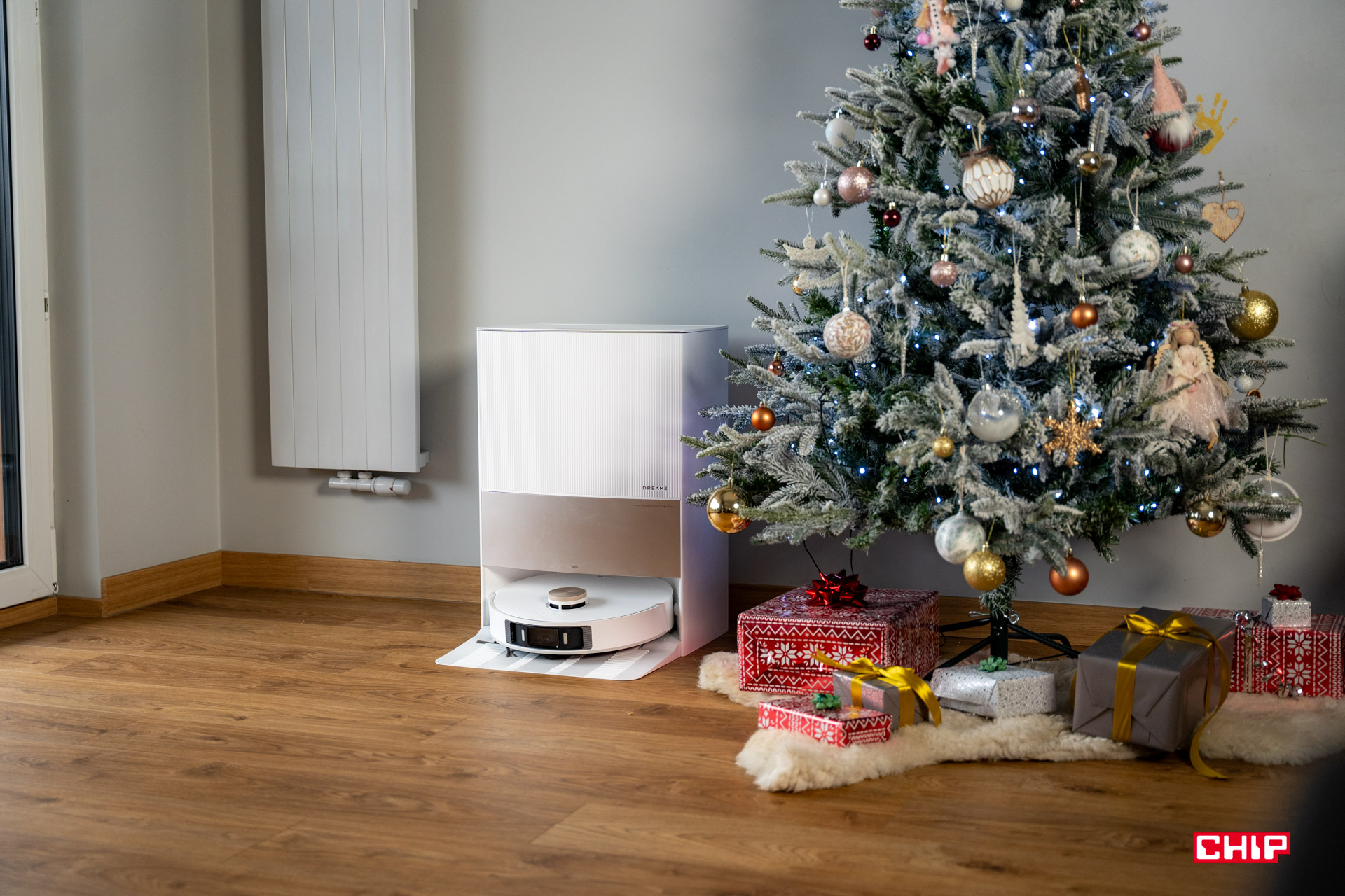 Od lśniących podłóg po perfekcyjne włosy. Najciekawsze świąteczne gadżety