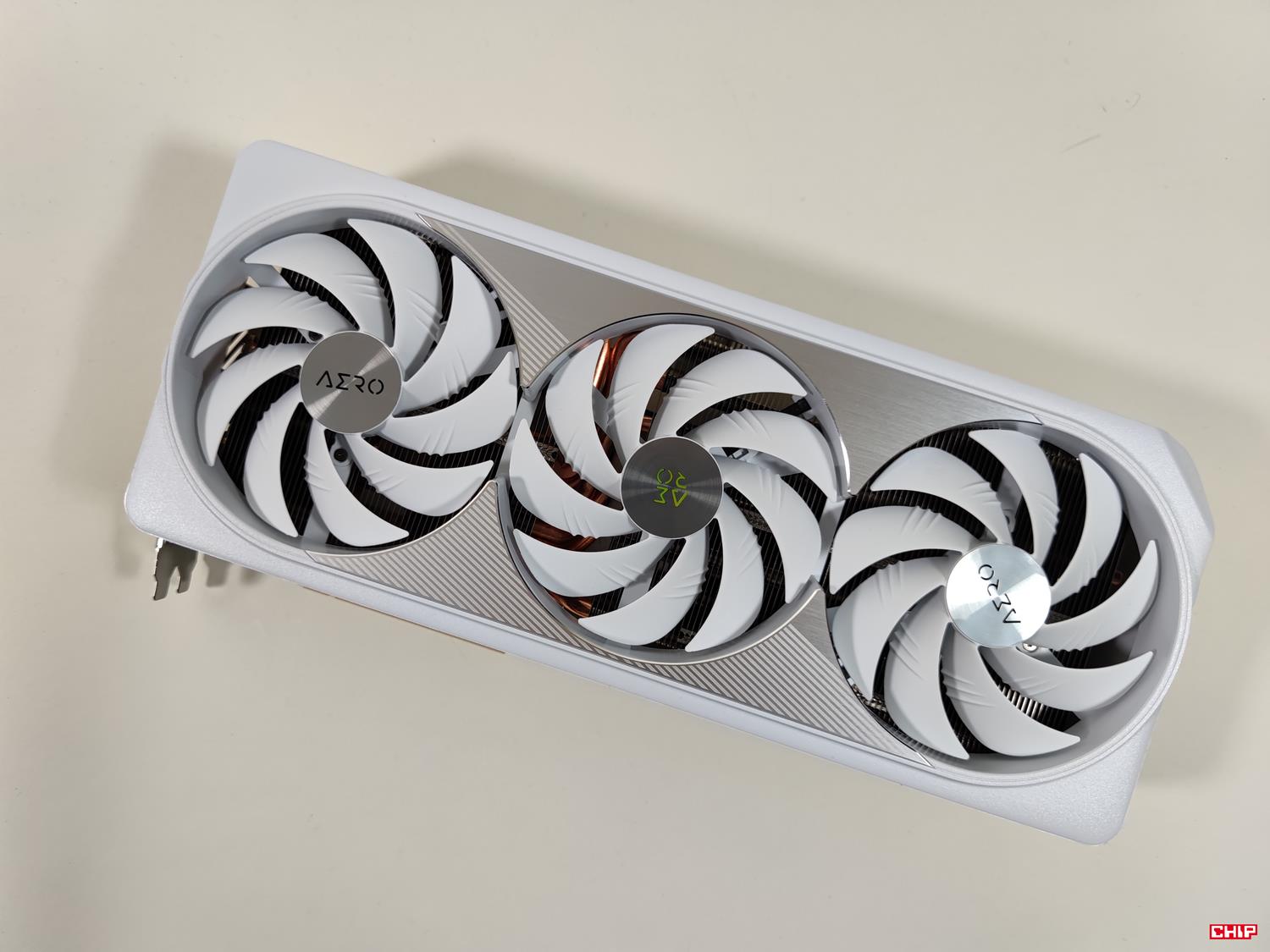 test Gigabyte GeForce RTX 4080 SUPER Aero OC, recenzja Gigabyte GeForce RTX 4080 SUPER Aero OC, opinia Gigabyte GeForce RTX 4080 SUPER Aero OC