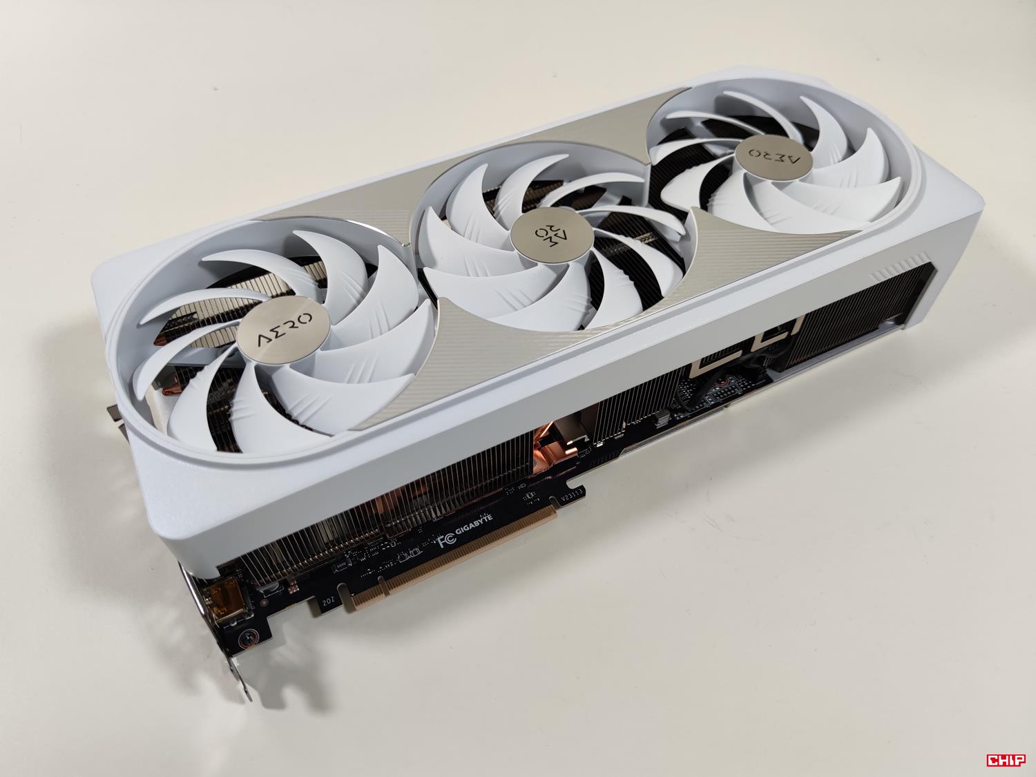 test Gigabyte GeForce RTX 4080 SUPER Aero OC, recenzja Gigabyte GeForce RTX 4080 SUPER Aero OC, opinia Gigabyte GeForce RTX 4080 SUPER Aero OC