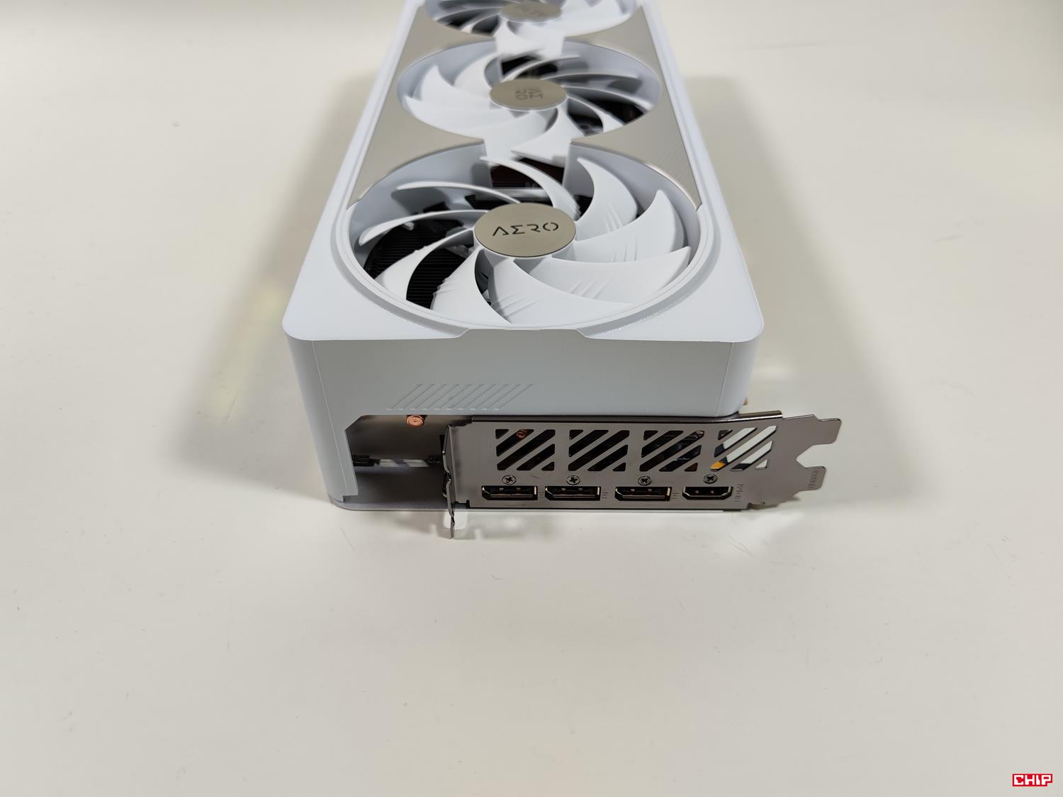 test Gigabyte GeForce RTX 4080 SUPER Aero OC, recenzja Gigabyte GeForce RTX 4080 SUPER Aero OC, opinia Gigabyte GeForce RTX 4080 SUPER Aero OC