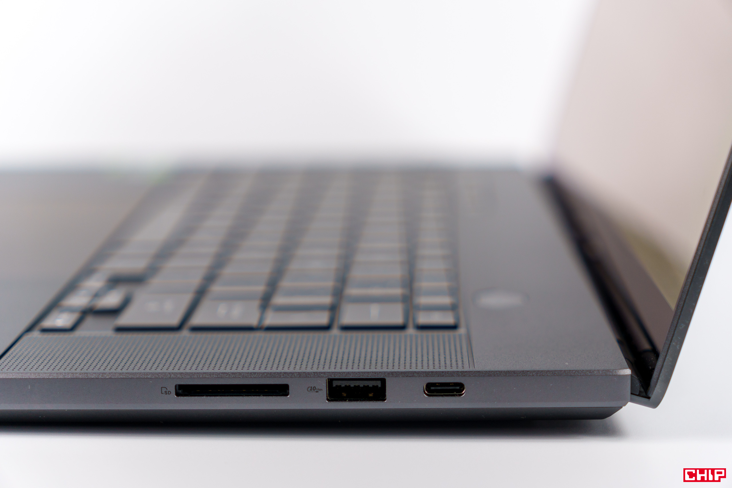 Asus ROG Zephyrus G16 GU605