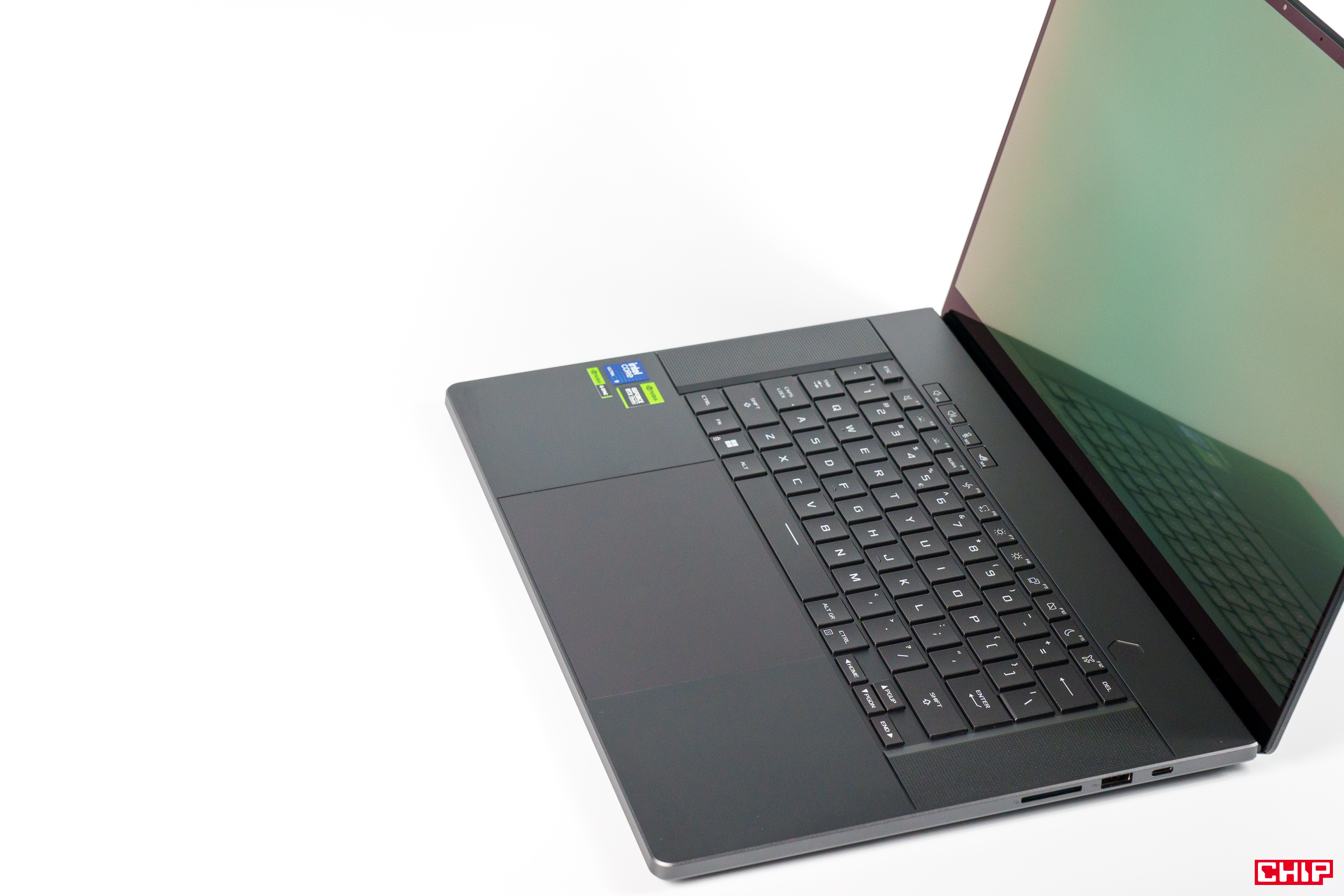 Asus ROG Zephyrus G16 GU605