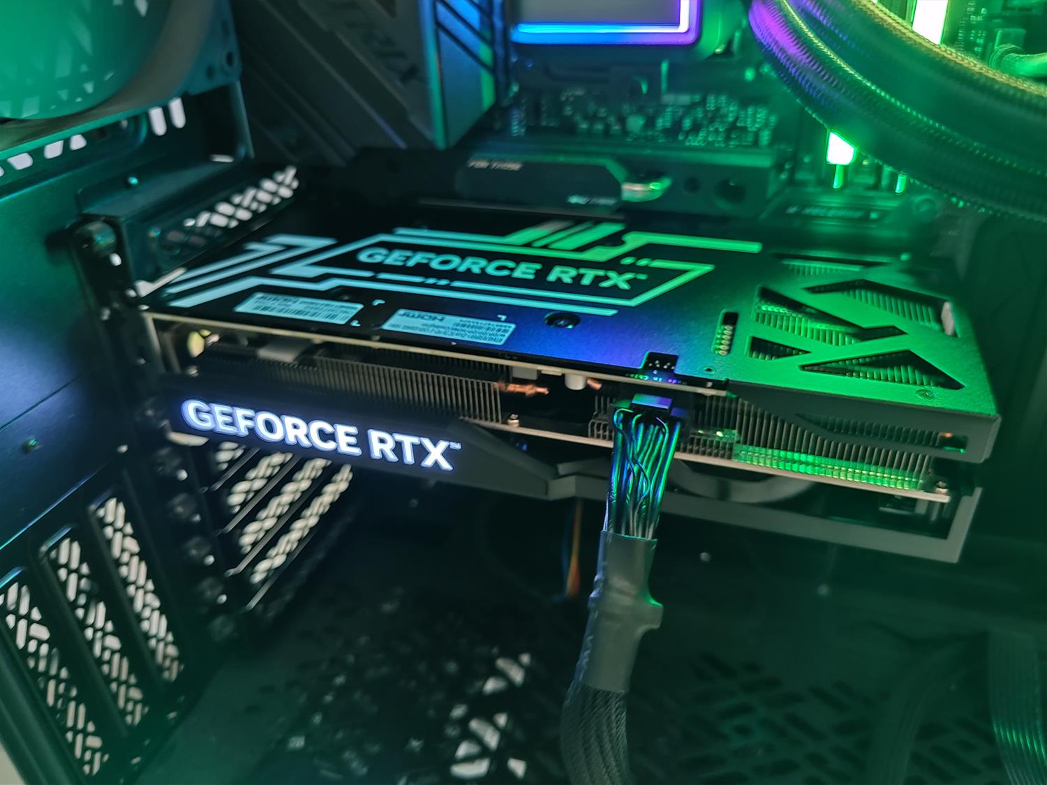 test KFA2 GeForce RTX 4070 SUPER 1-Click OC 2X, recenzja KFA2 GeForce RTX 4070 SUPER 1-Click OC 2X, opinia KFA2 GeForce RTX 4070 SUPER 1-Click OC 2X