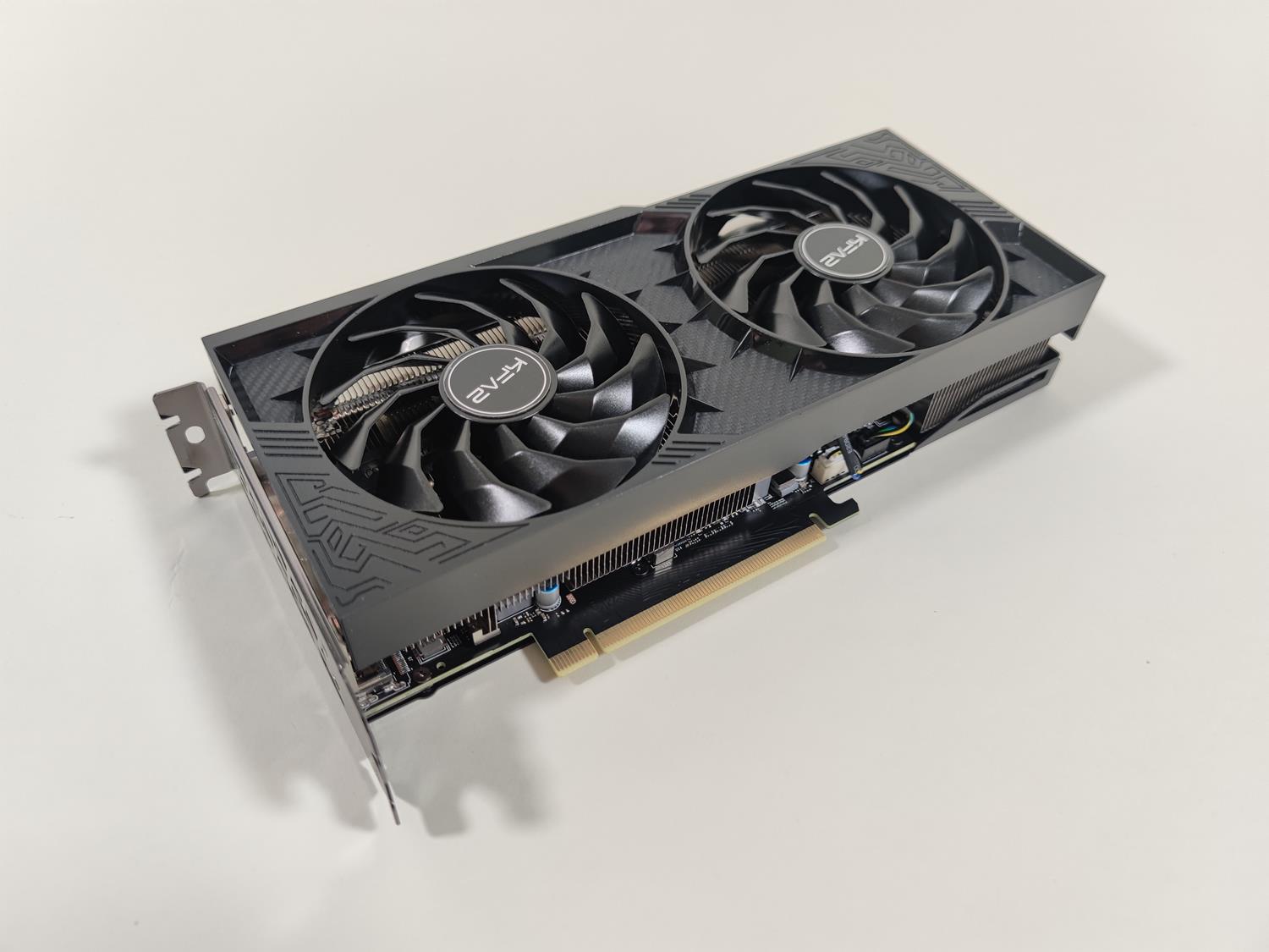 test KFA2 GeForce RTX 4070 SUPER 1-Click OC 2X, recenzja KFA2 GeForce RTX 4070 SUPER 1-Click OC 2X, opinia KFA2 GeForce RTX 4070 SUPER 1-Click OC 2X