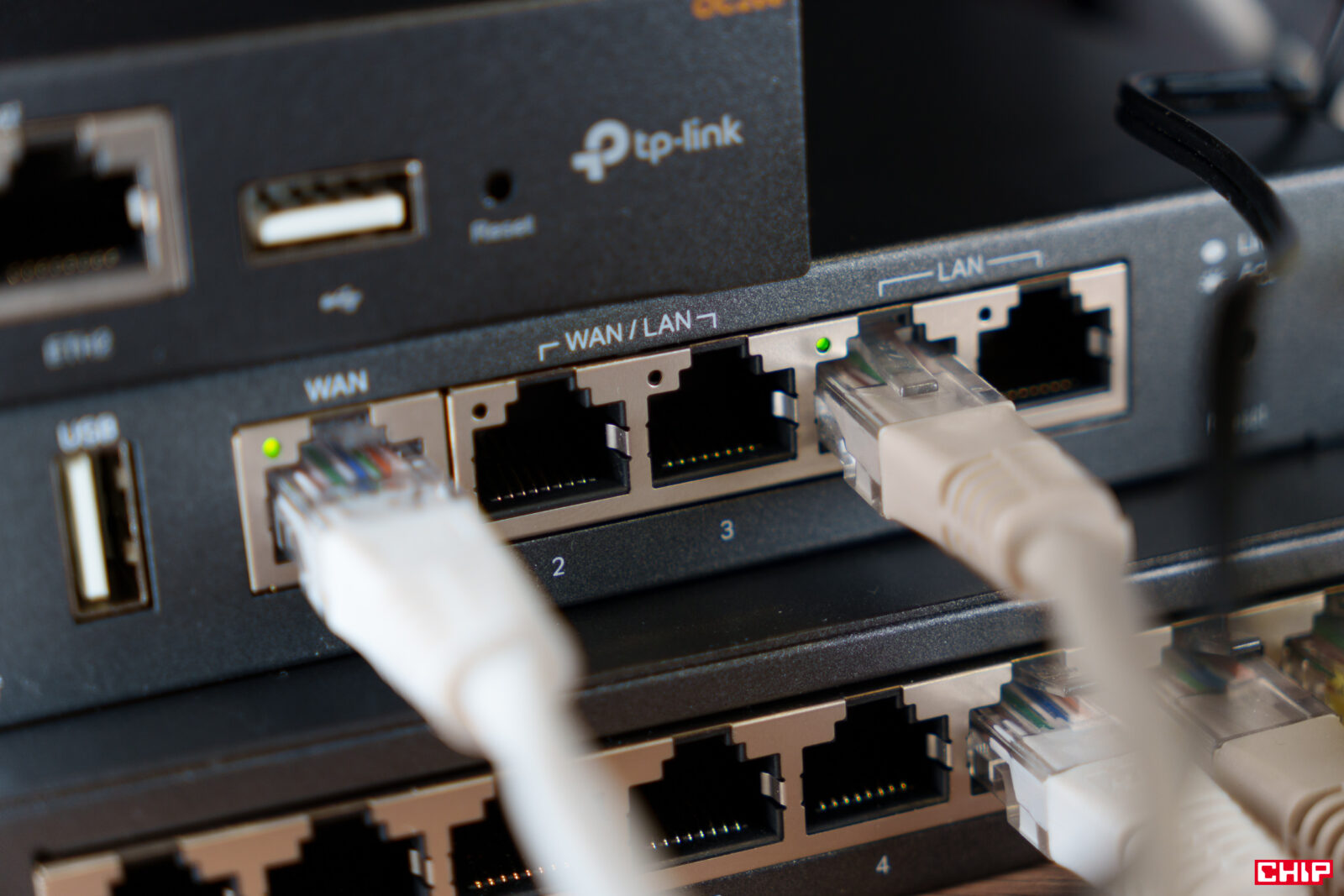 TP-Link Omada ER605, TL-SG2008P, EAP650, OC200