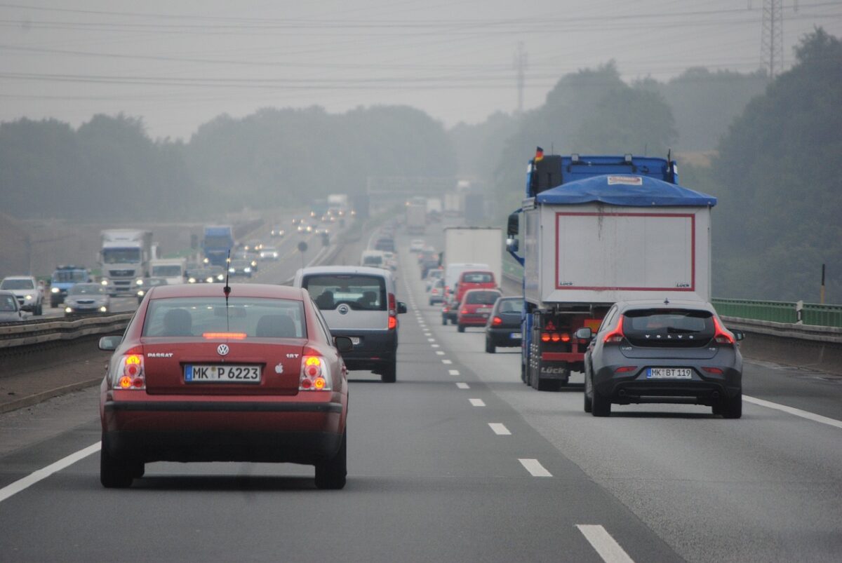 Elektryki będą droższe. To pokłosie decyzji podjętej przez Komisję Europejską