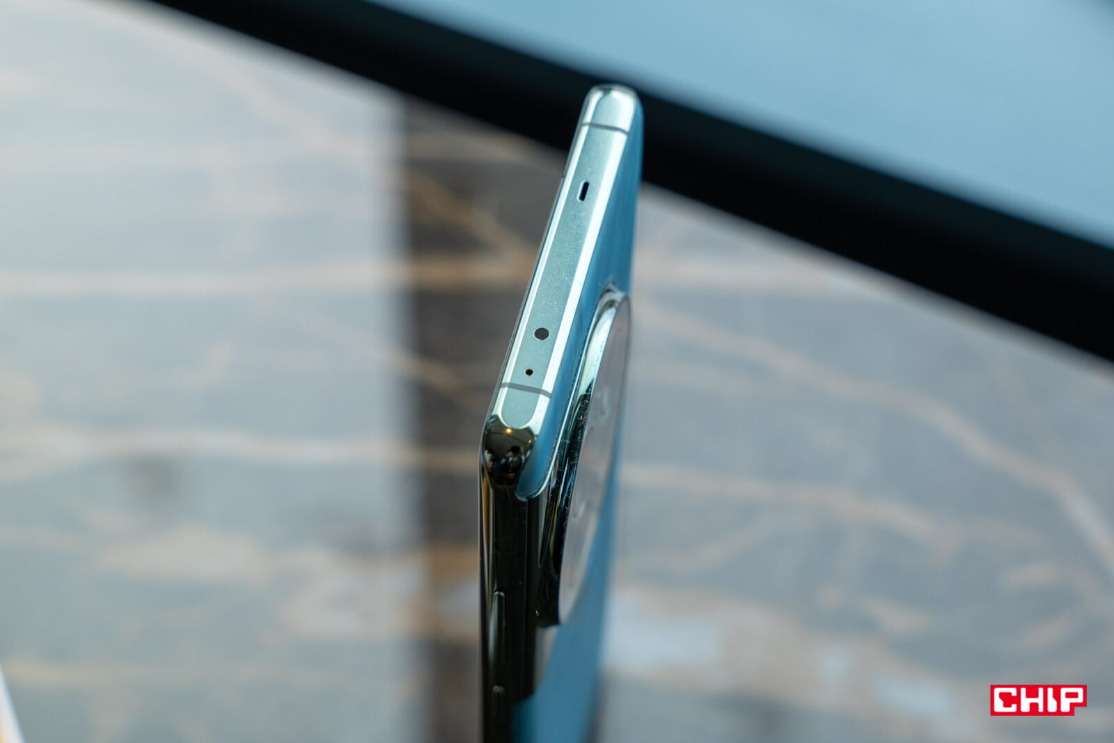 OnePlus 12 - górna ramka