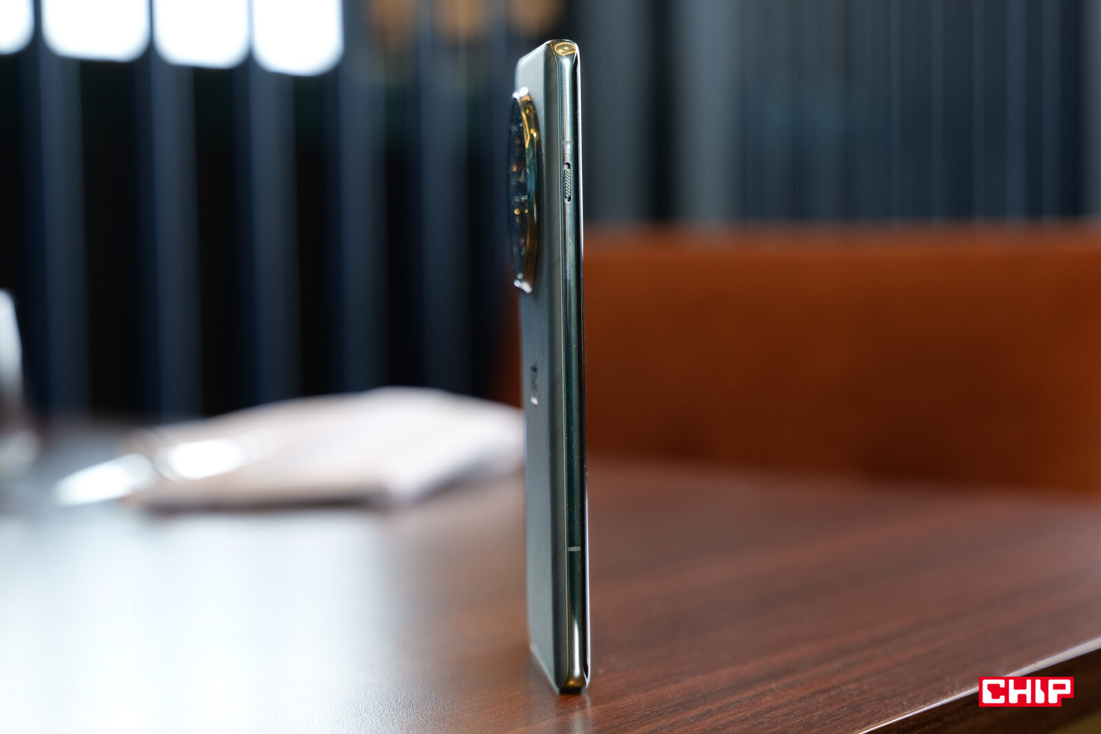 OnePlus 12 - lewa strona