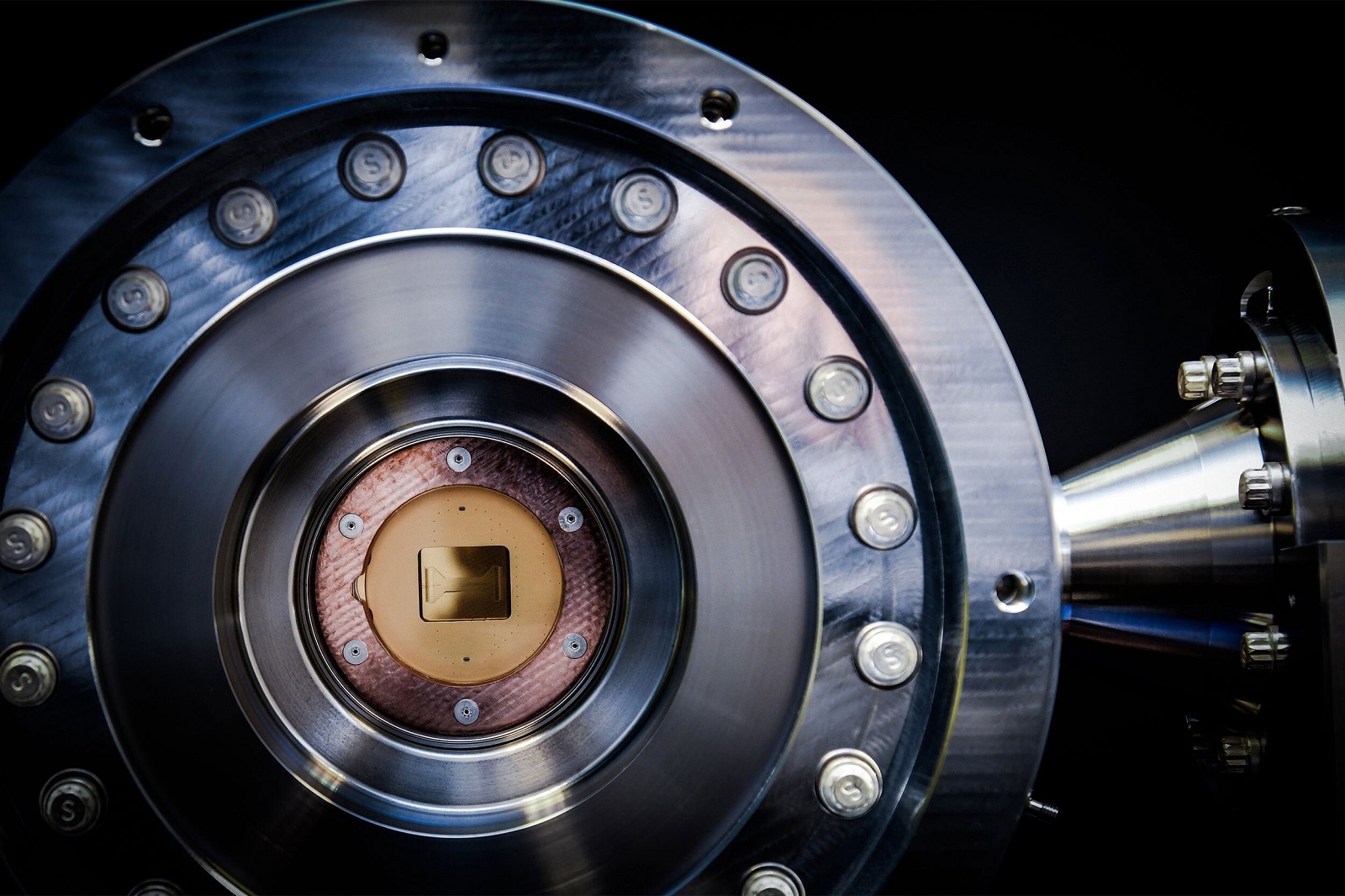 Komputer kwantowy jak klocki LEGO. Naukowcy rozwiązali problem skalowalności