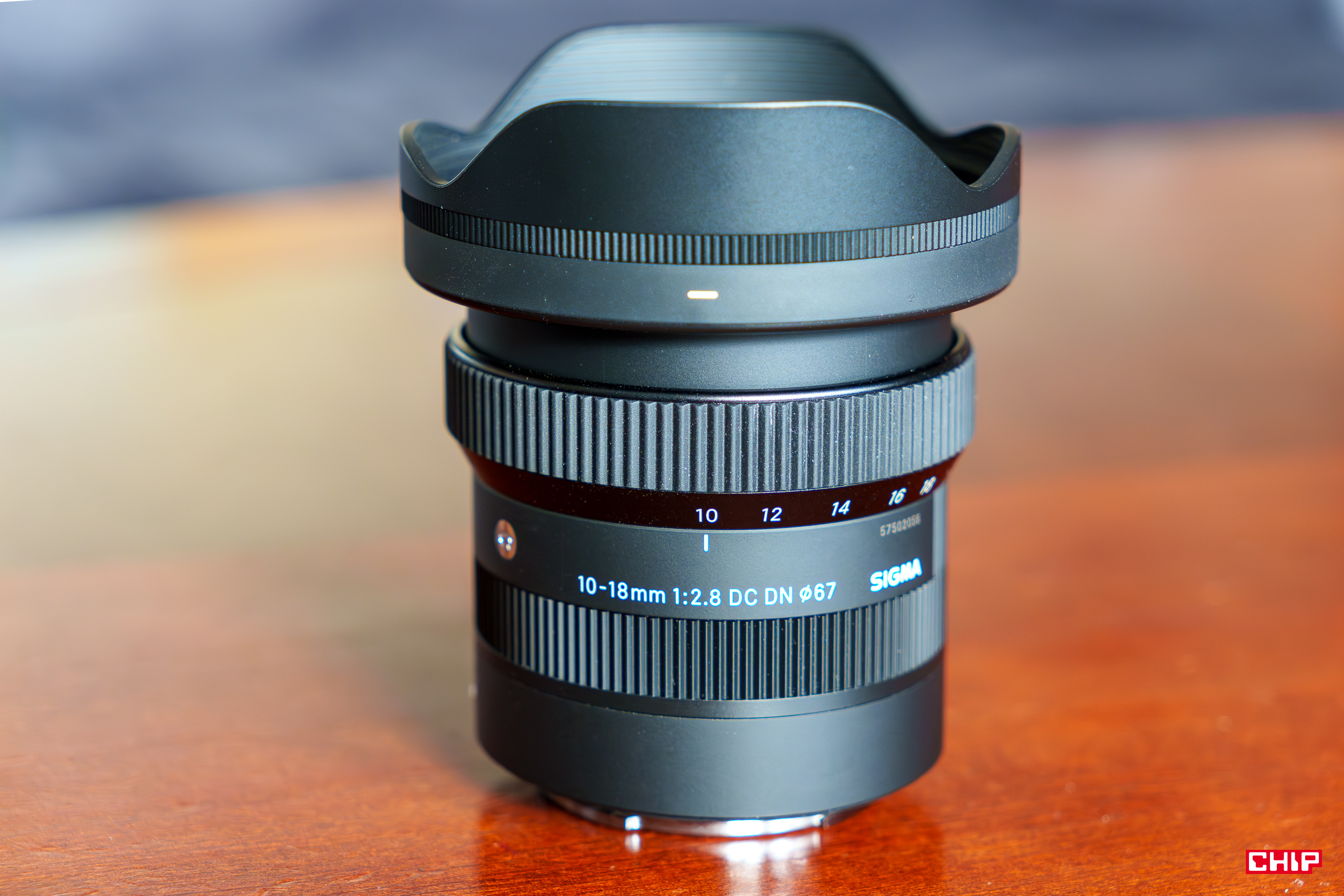 Sigma 10-18 mm f/2.8 DC DN