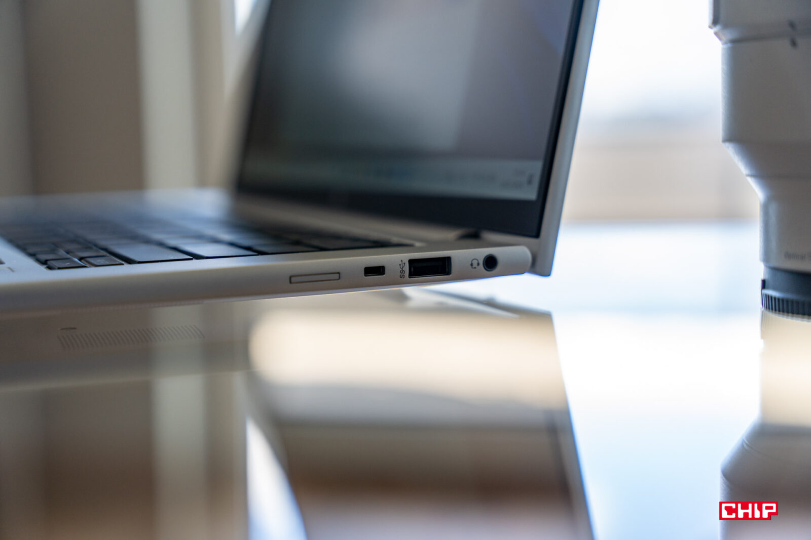 HP EliteBook 1040 G10 - porty