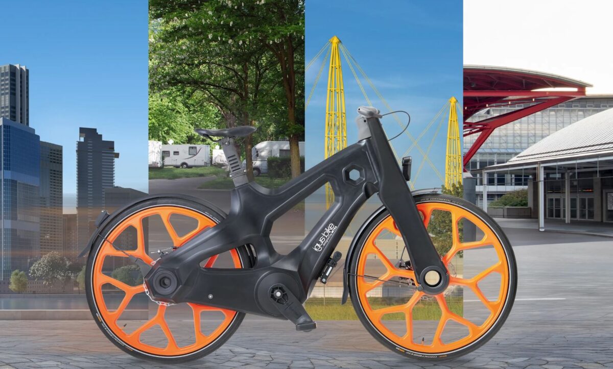Oto rower RCYL z plastiku. Wygląda jak chińska zabawka, ale kupiło go już 1500 osób za ogromną cenę